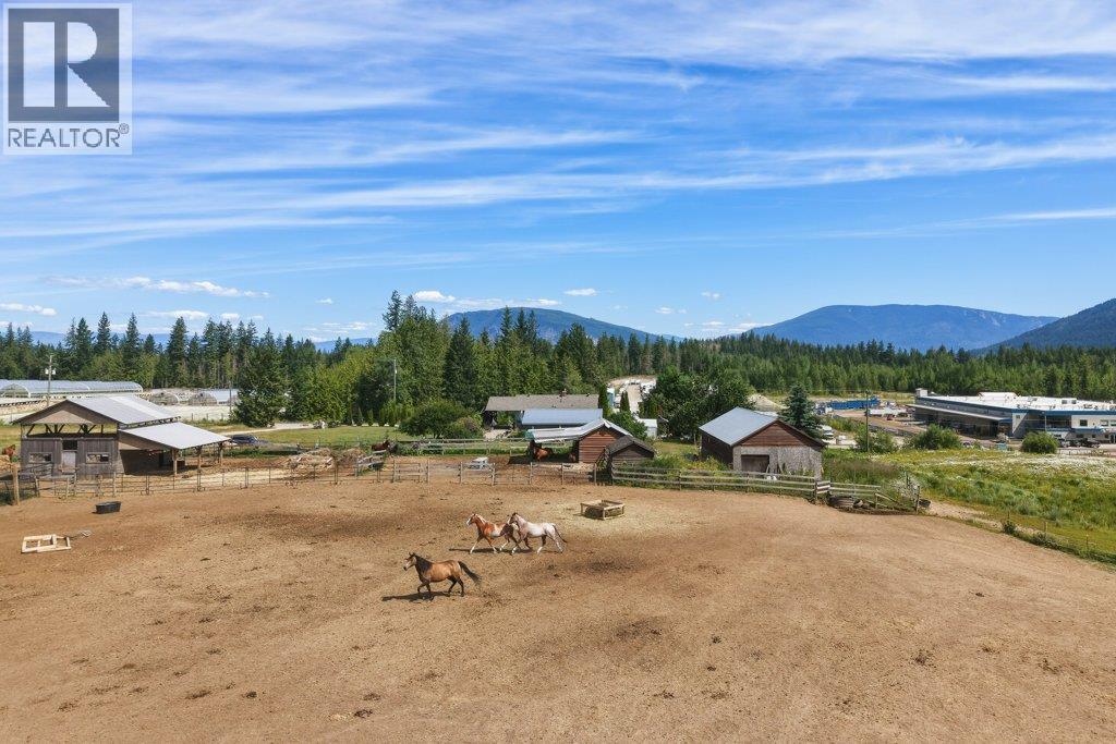 3580 20 Avenue Se, Salmon Arm, British Columbia  V1E 1X9 - Photo 50 - 10391610