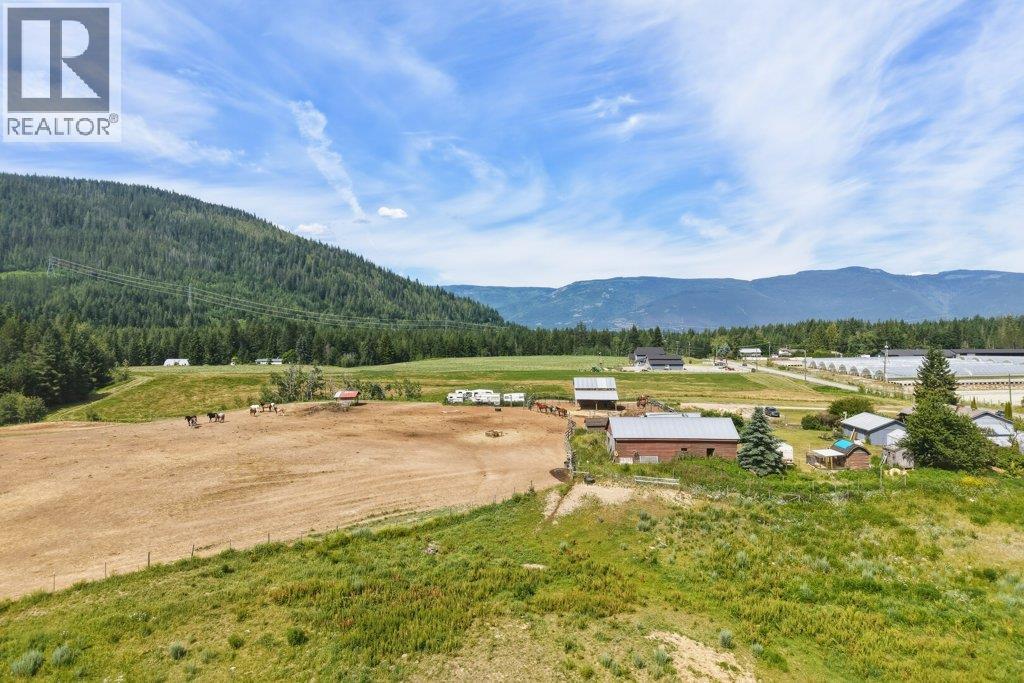 3580 20 Avenue Se, Salmon Arm, British Columbia  V1E 1X9 - Photo 52 - 10391610