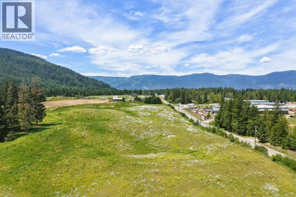 3580 20 Avenue Se, Salmon Arm, British Columbia  V1E 1X9 - Photo 57 - 10391610