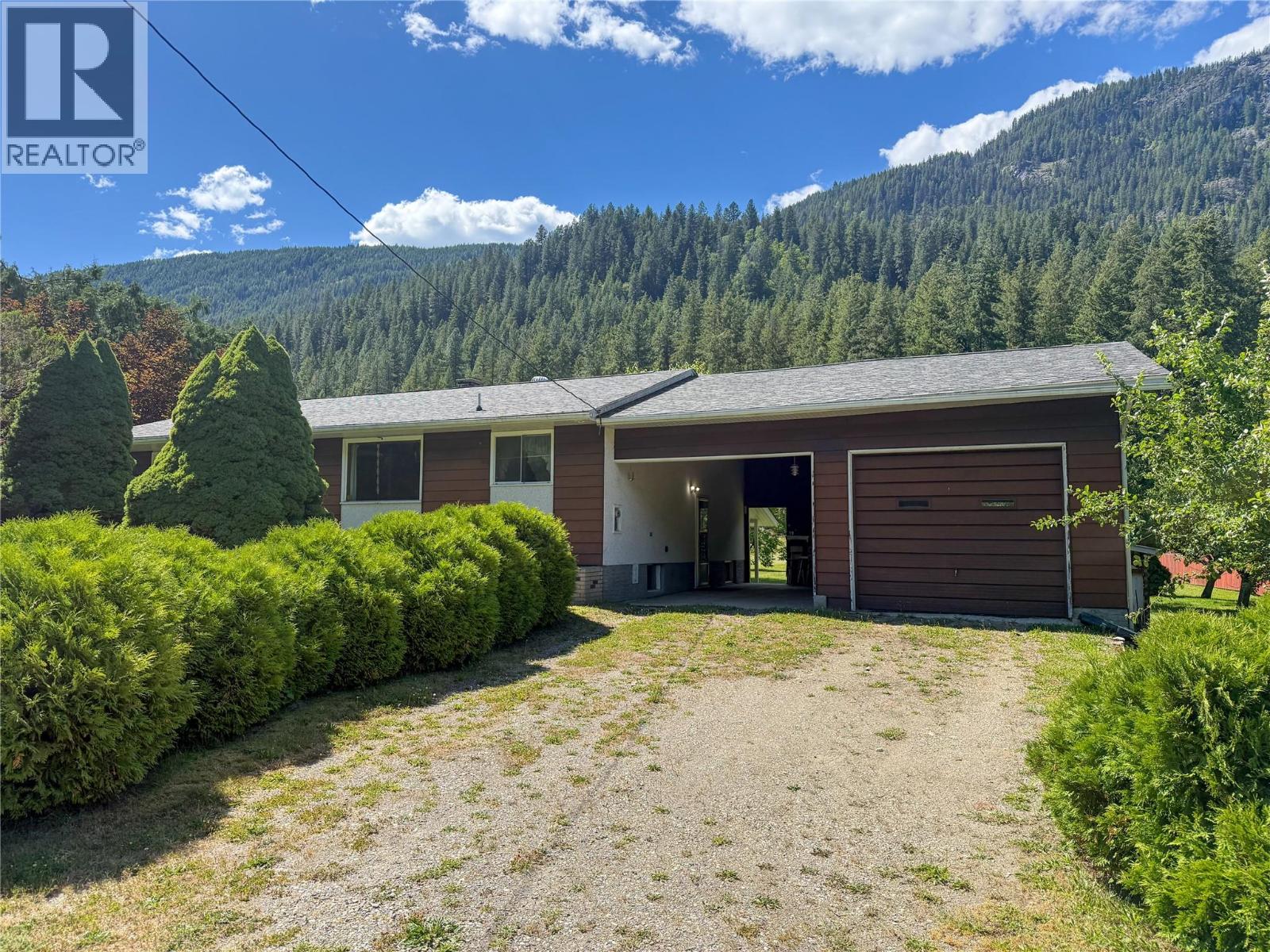 1535 Highway 3a Highway, Thrums, British Columbia  V1N 4M7 - Photo 5 - 10392700