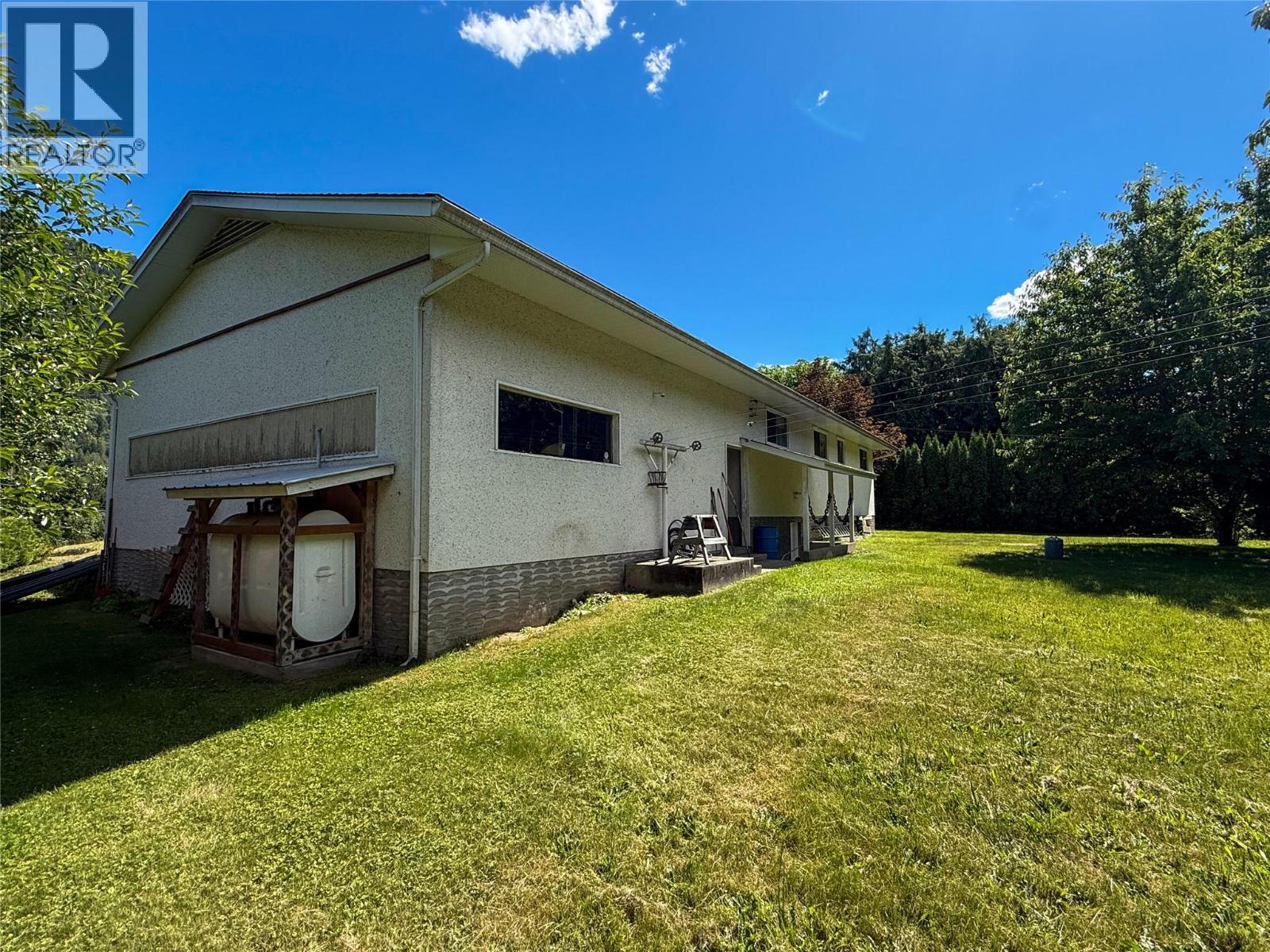 1535 Highway 3a Highway, Thrums, British Columbia  V1N 4M7 - Photo 50 - 10392700
