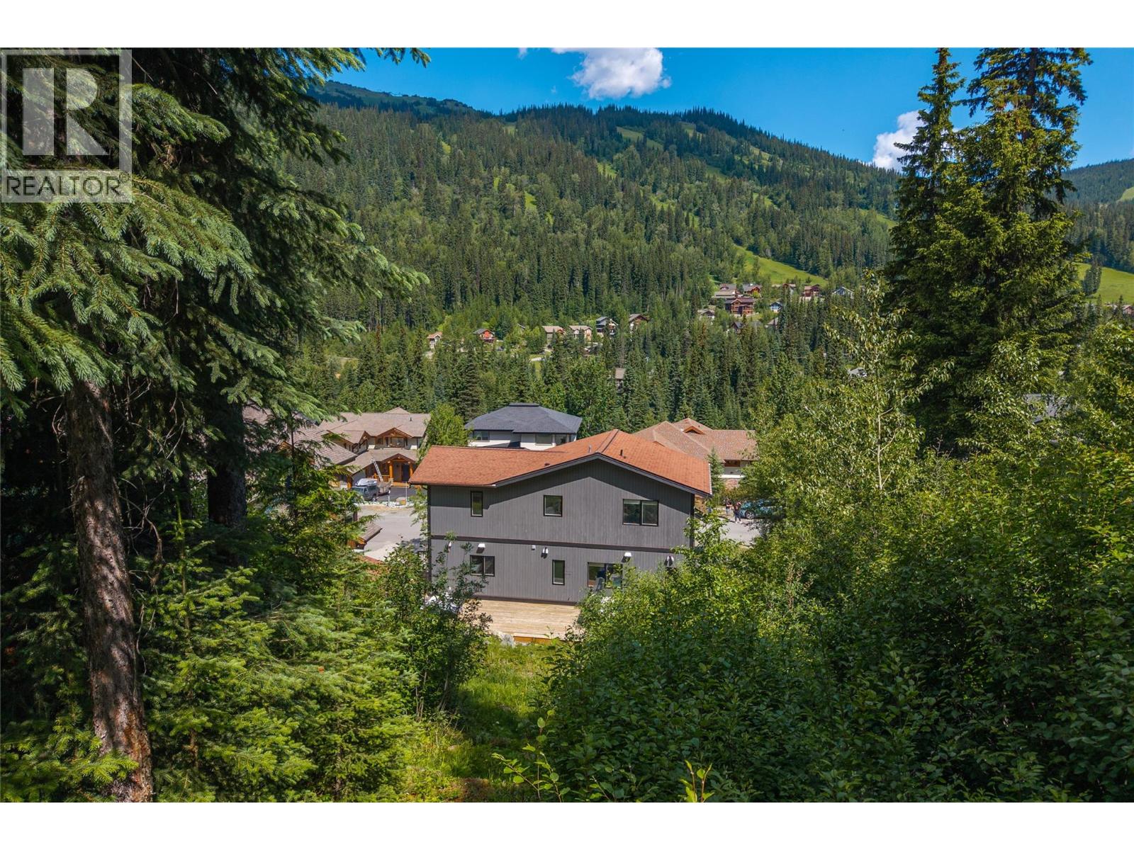 2429 Fairways Drive, Sun Peaks, British Columbia  V0E 5N0 - Photo 34 - 10392835