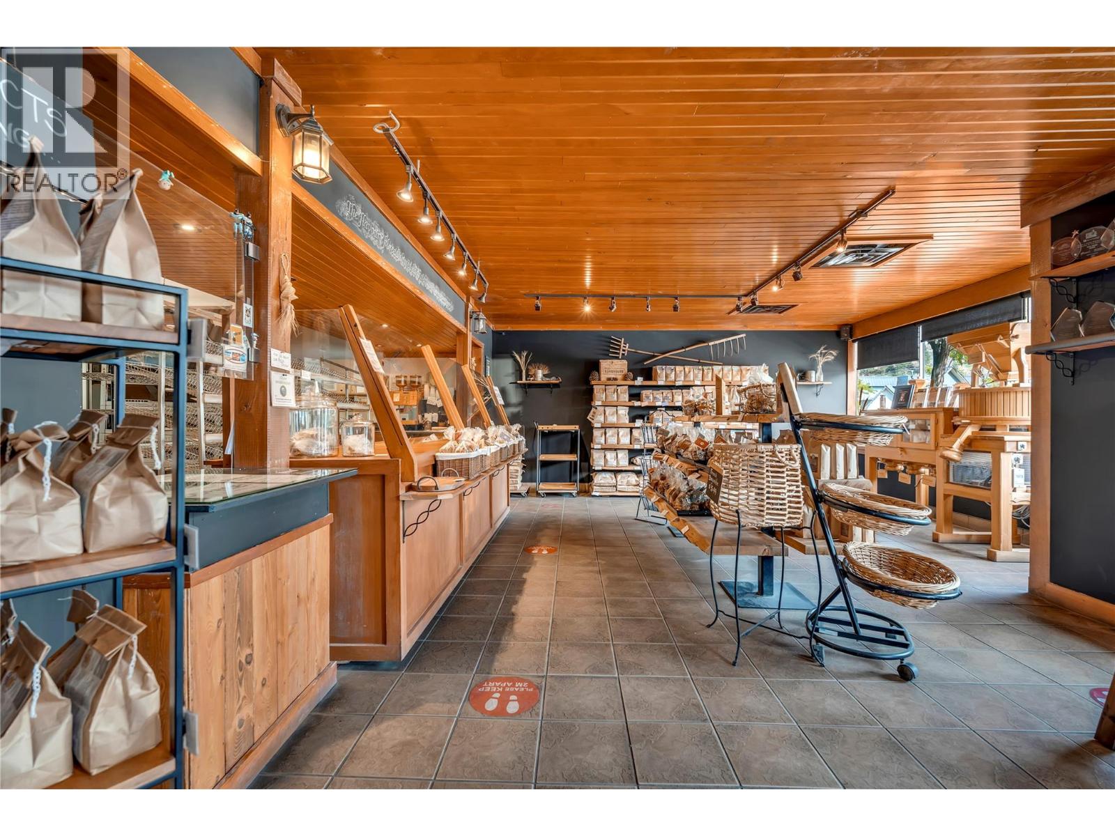 10110 Main Street, Summerland, British Columbia  V0H 1Z0 - Photo 49 - 10392932