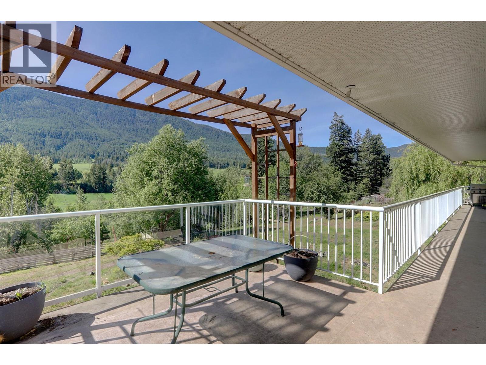 4375 97 Highway, Falkland, British Columbia  V0E 1W1 - Photo 20 - 10387187