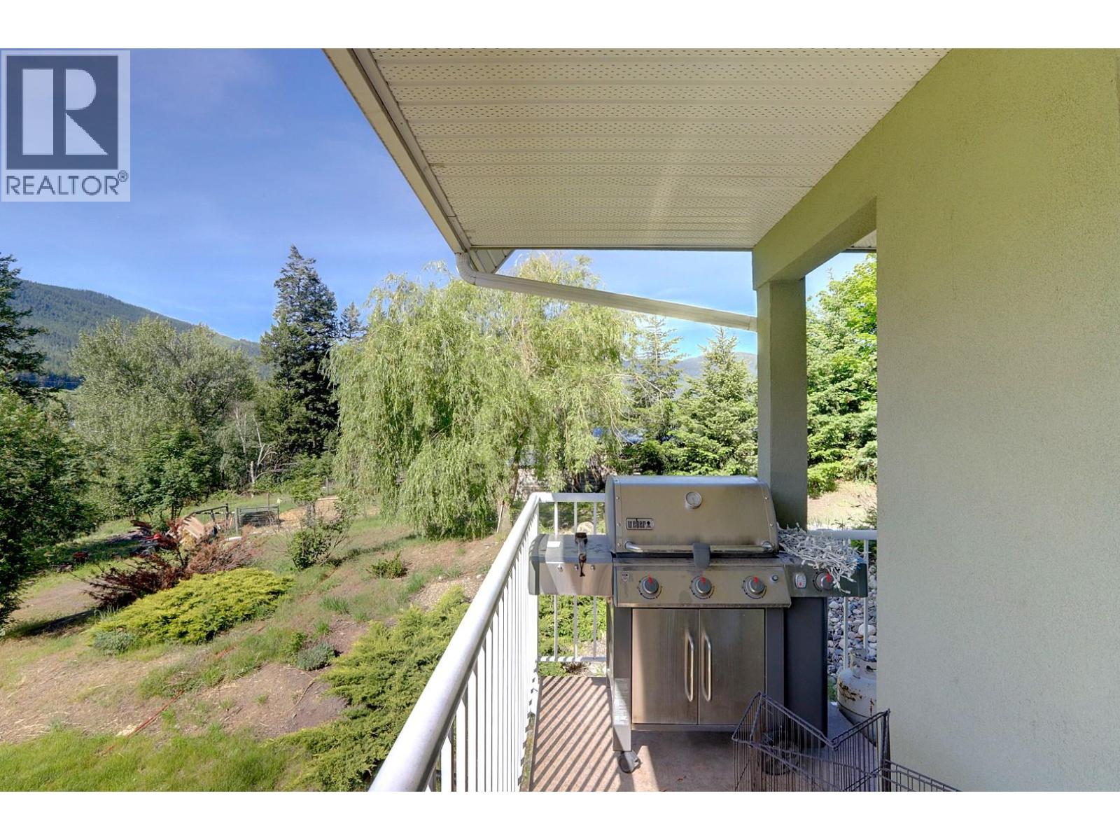 4375 97 Highway, Falkland, British Columbia  V0E 1W1 - Photo 23 - 10387187