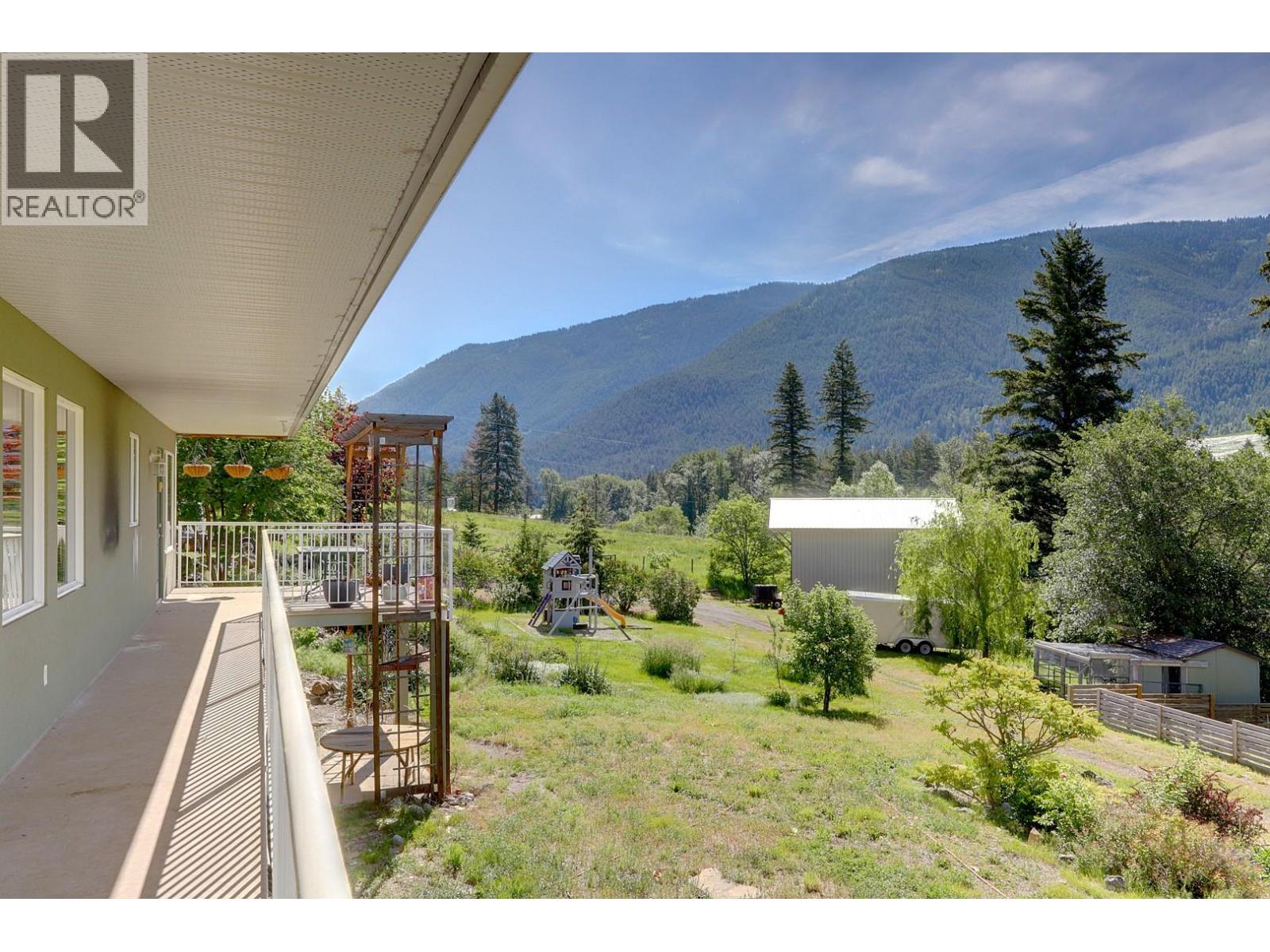 4375 97 Highway, Falkland, British Columbia  V0E 1W1 - Photo 24 - 10387187