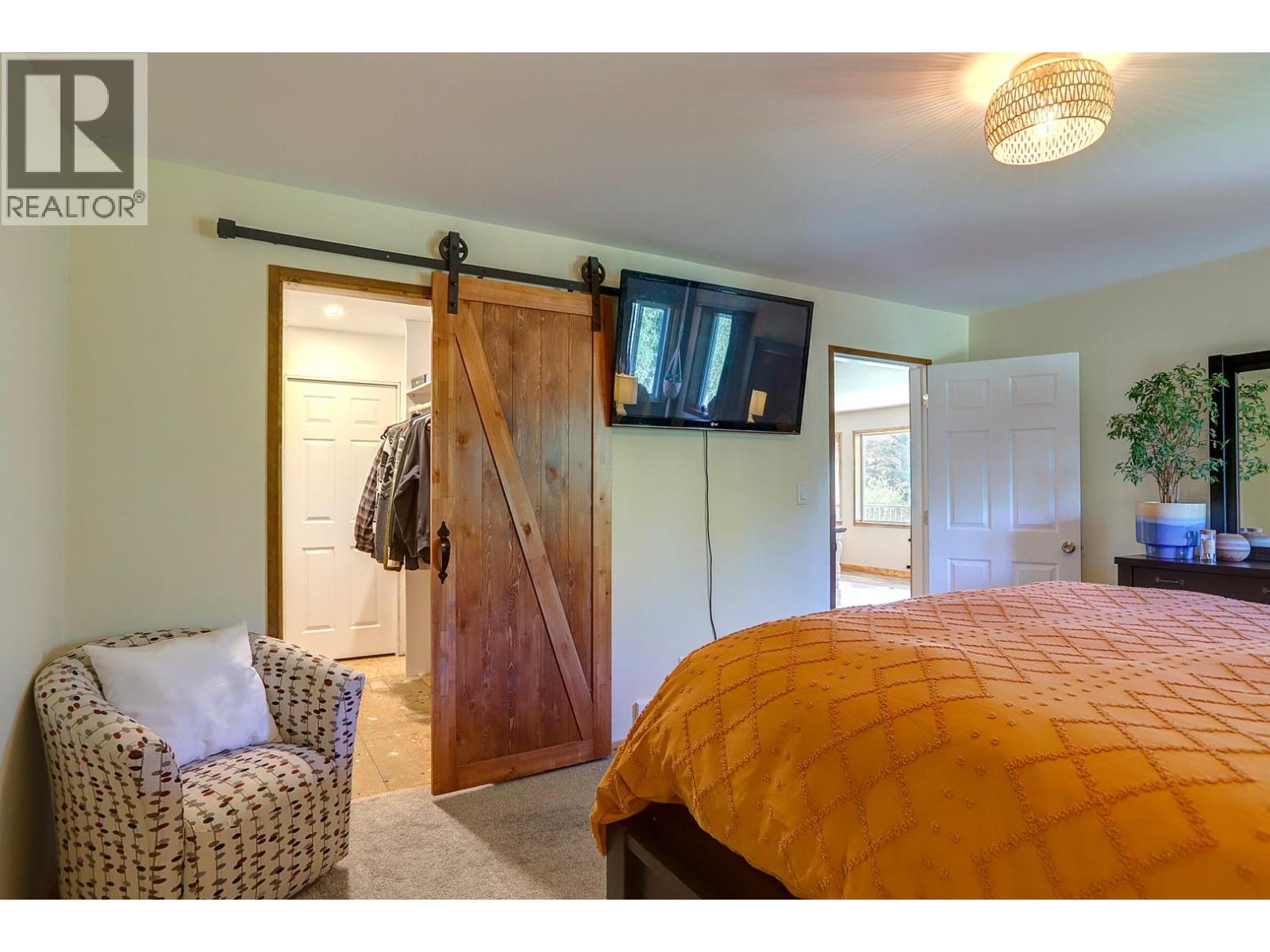 4375 97 Highway, Falkland, British Columbia  V0E 1W1 - Photo 28 - 10387187