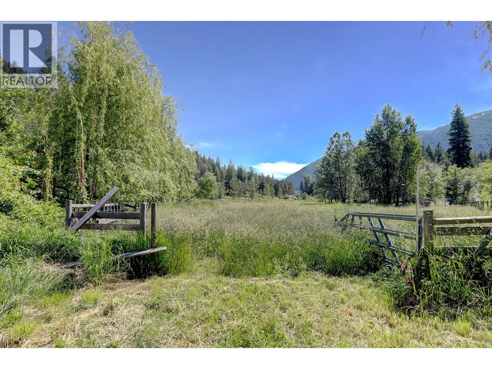 4375 97 Highway, Falkland, British Columbia  V0E 1W1 - Photo 79 - 10387187
