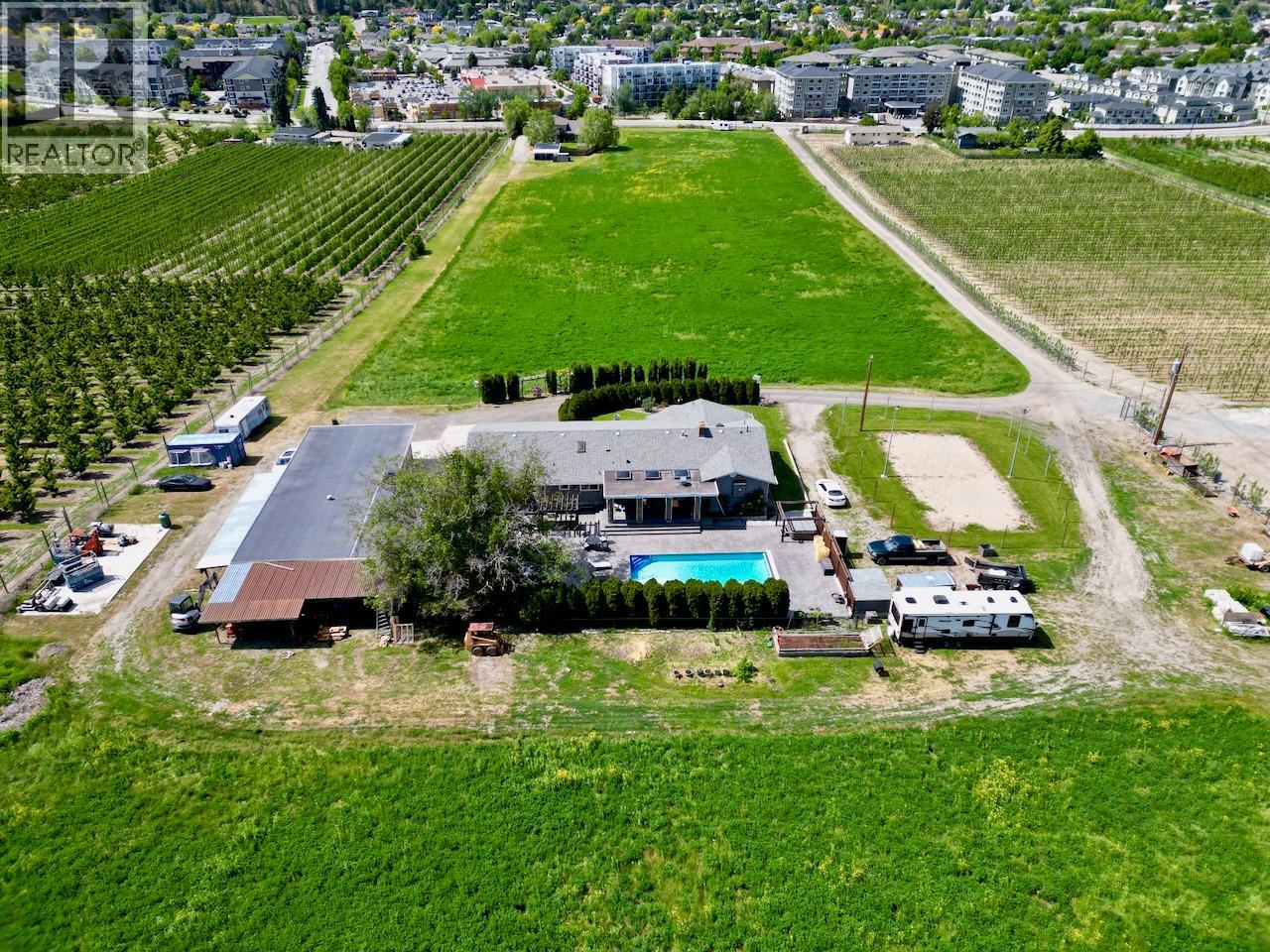 371 Valley Road Unit# 1-3, Kelowna, British Columbia  V1V 2E5 - Photo 1 - 10392027