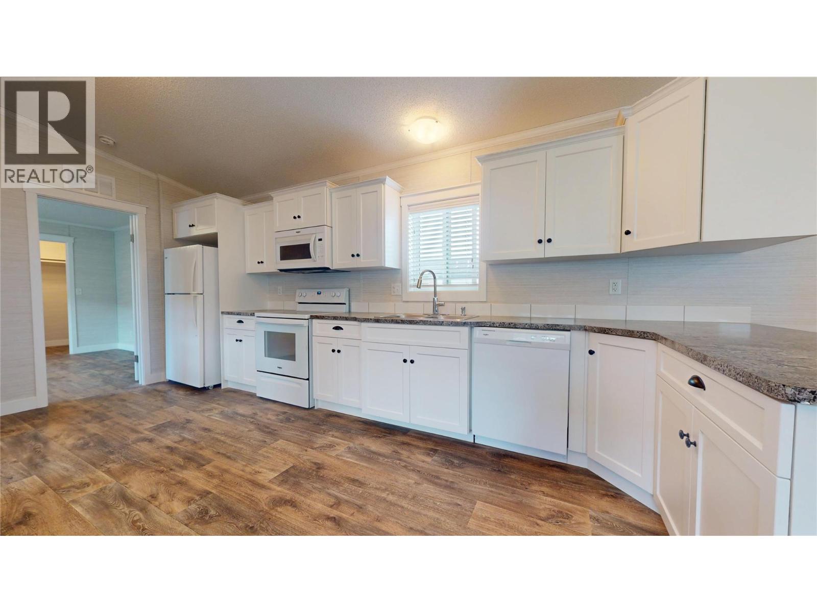 532 Steepleview Avenue Nw, Cranbrook, British Columbia  V1C 5L3 - Photo 10 - 10392902