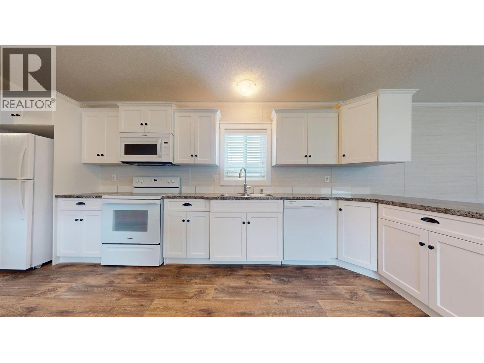 532 Steepleview Avenue Nw, Cranbrook, British Columbia  V1C 5L3 - Photo 11 - 10392902