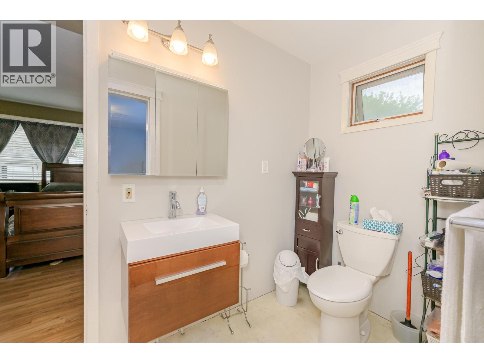 729 Stanley Avenue, Enderby, British Columbia  V0E 1V1 - Photo 14 - 10392869