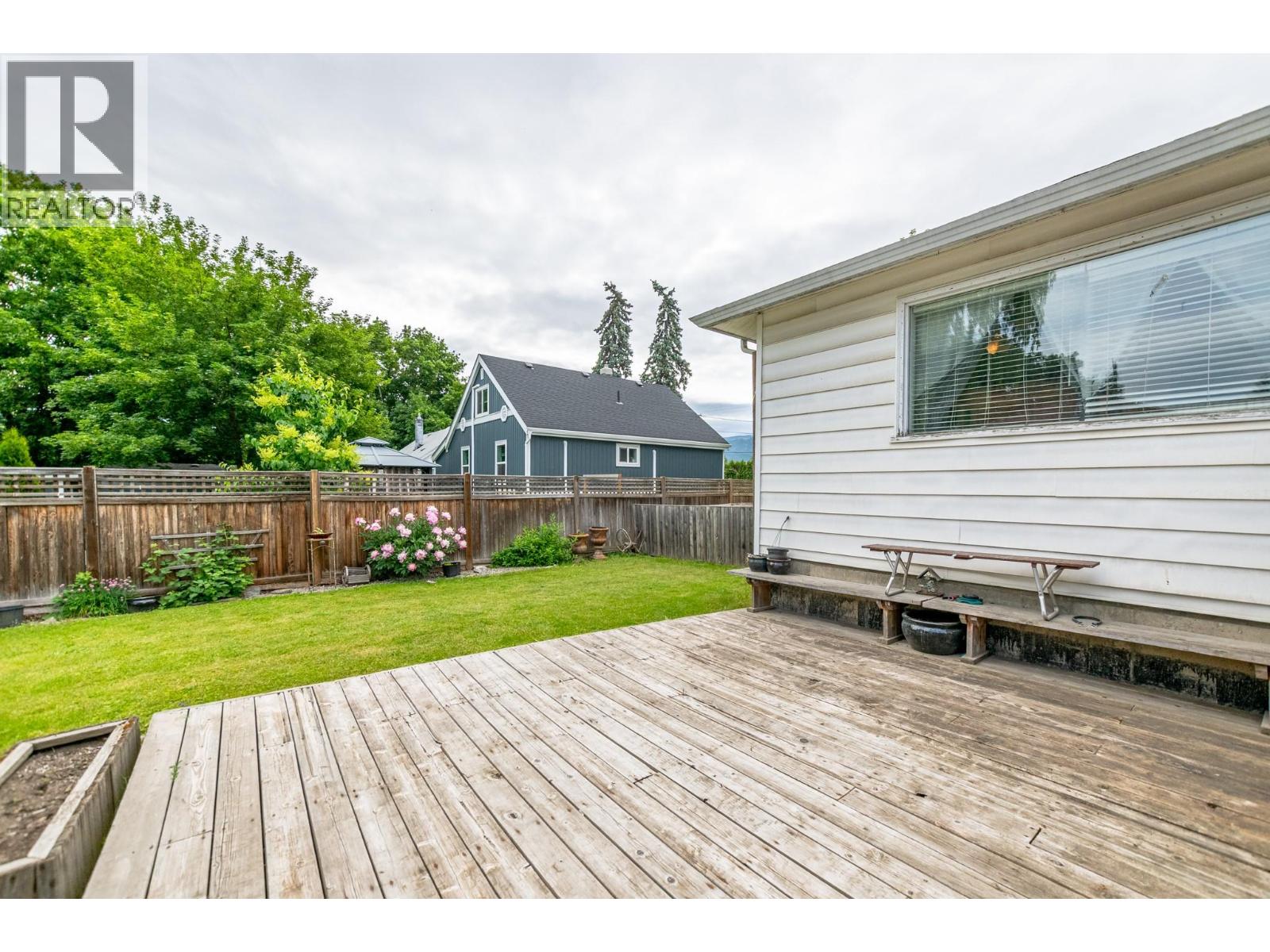 729 Stanley Avenue, Enderby, British Columbia  V0E 1V1 - Photo 30 - 10392869