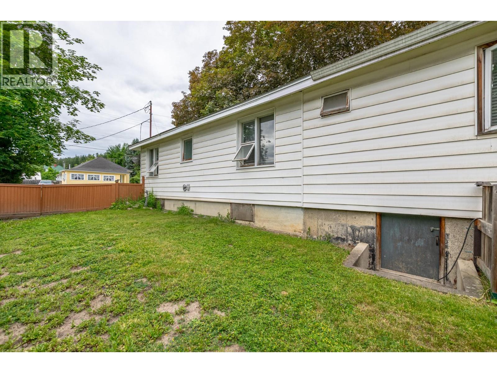 729 Stanley Avenue, Enderby, British Columbia  V0E 1V1 - Photo 38 - 10392869