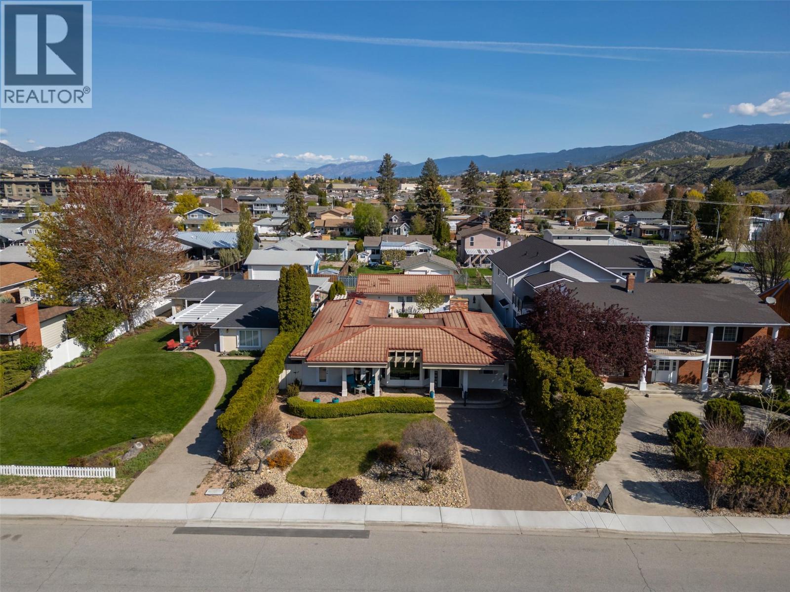 115 Elm Avenue, Penticton, British Columbia  V2A 3W1 - Photo 1 - 10392848