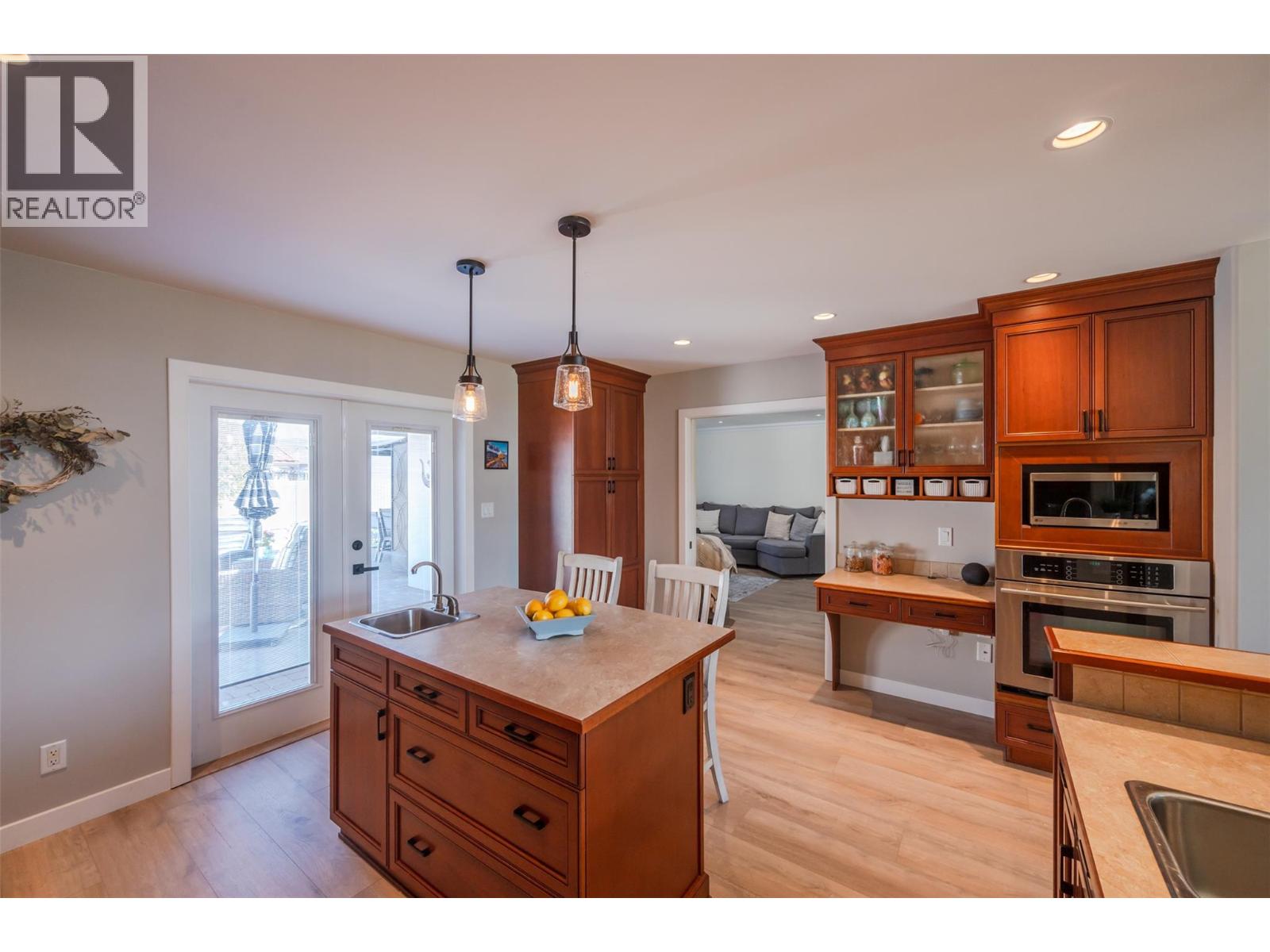 115 Elm Avenue, Penticton, British Columbia  V2A 3W1 - Photo 23 - 10392848
