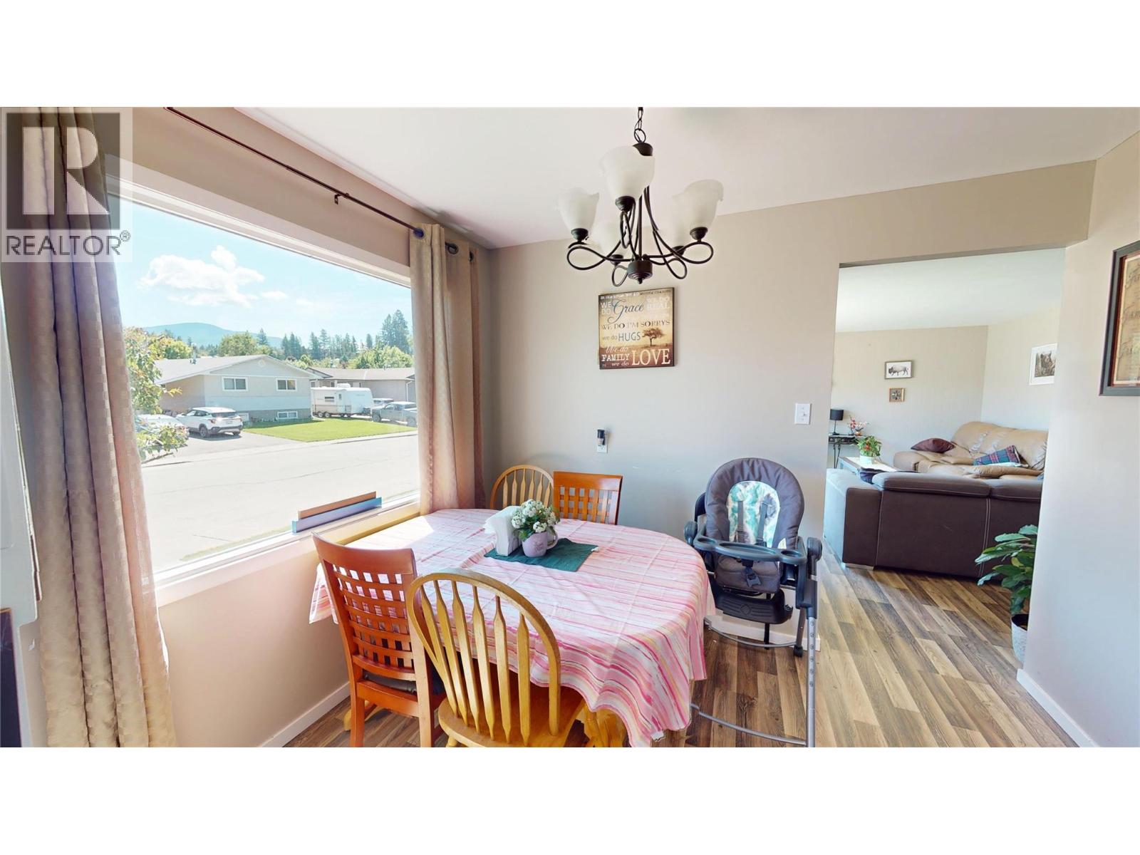 1516 6a Street S, Cranbrook, British Columbia  V1C 4J1 - Photo 11 - 10392807