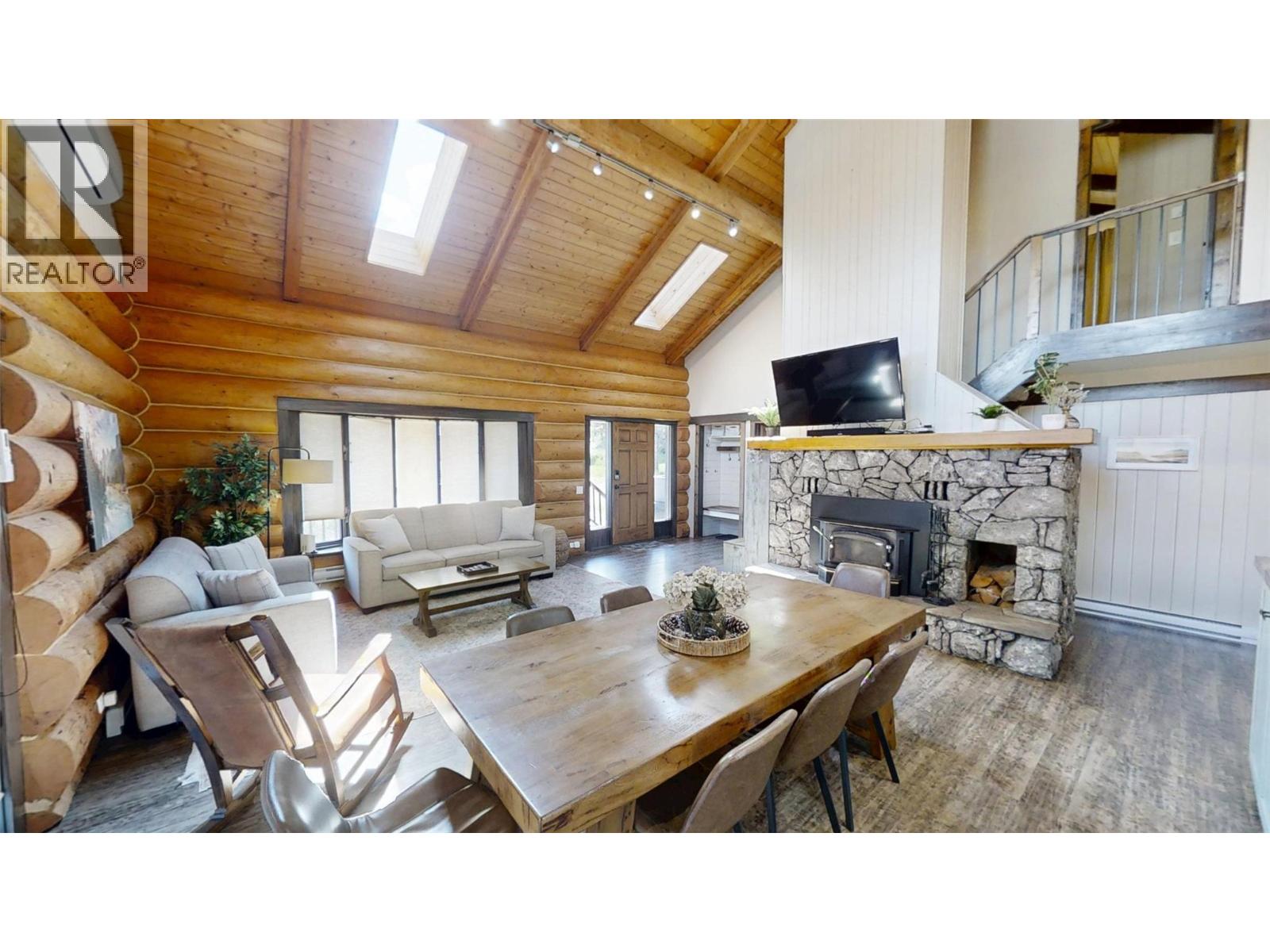 1600 14th Street, Invermere, British Columbia  V0A 1K0 - Photo 7 - 10392806