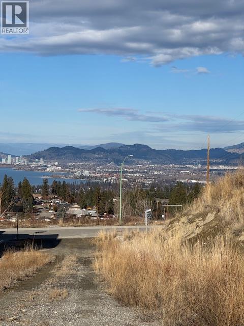 602 Trumpeter Road Lot# 6, Kelowna, British Columbia  V1W 4L6 - Photo 1 - 10392921