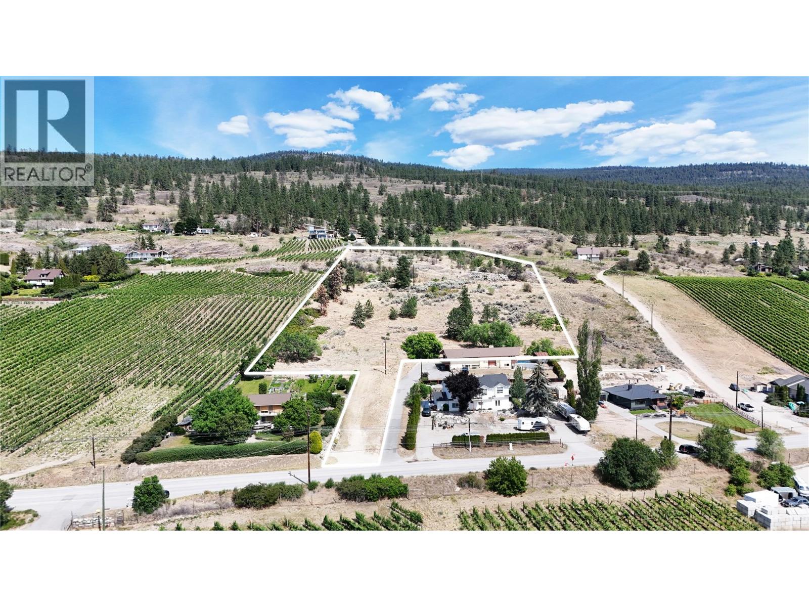 2262 Naramata Road, Naramata, British Columbia  V0H 1N1 - Photo 2 - 10392031