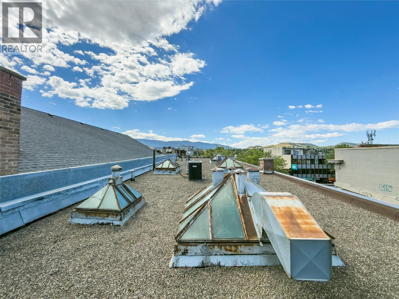 3107 30 Avenue, Vernon, British Columbia  V1T 2C4 - Photo 7 - 10391174