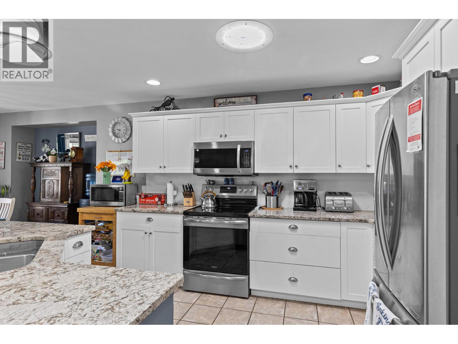 3425 East Boundary Road Unit# 8, West Kelowna, British Columbia  V4T 2W6 - Photo 9 - 10392685