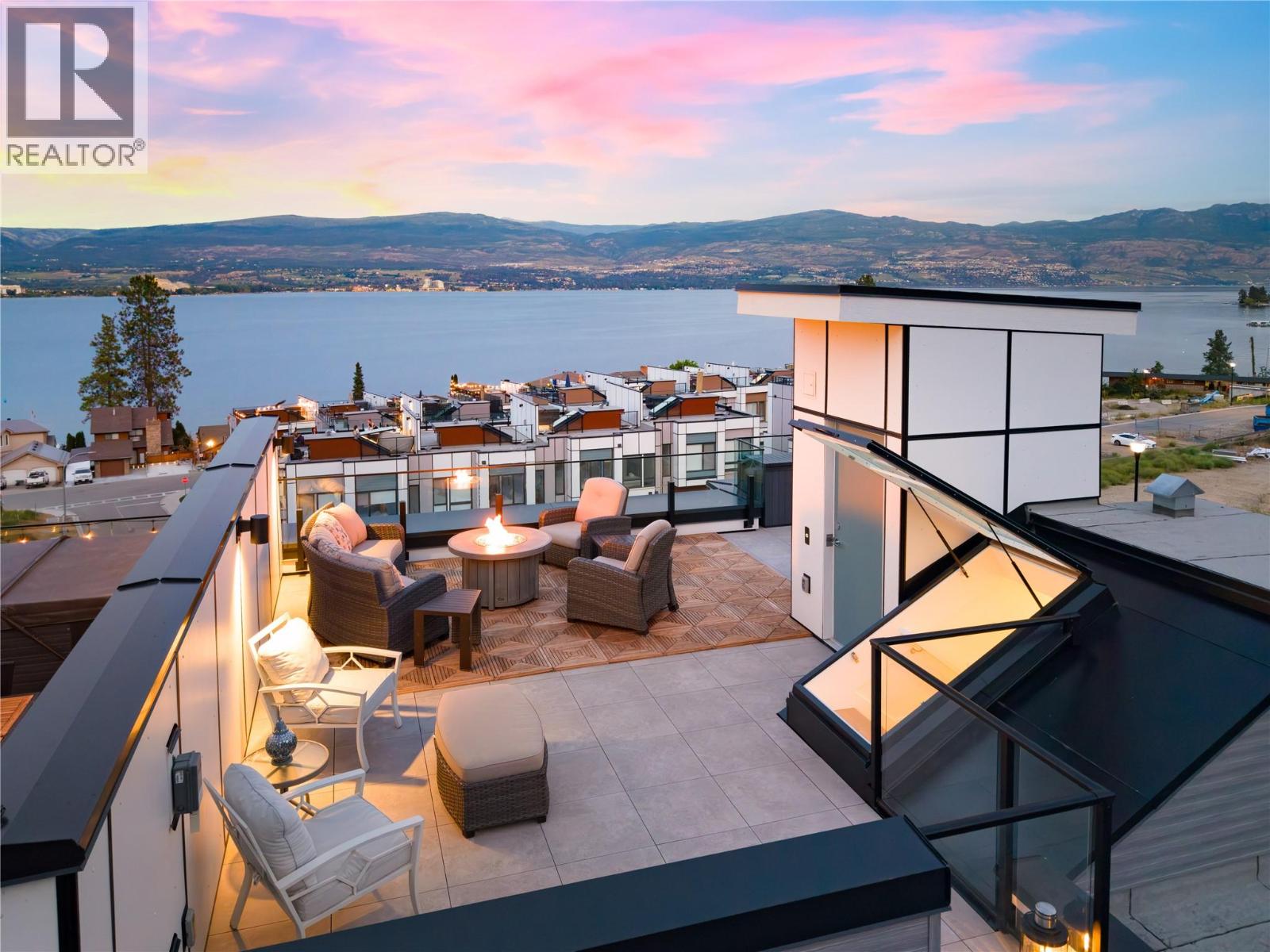 2100 Campbell Place Unit# 107, West Kelowna, British Columbia  V1Z 0A7 - Photo 2 - 10391568
