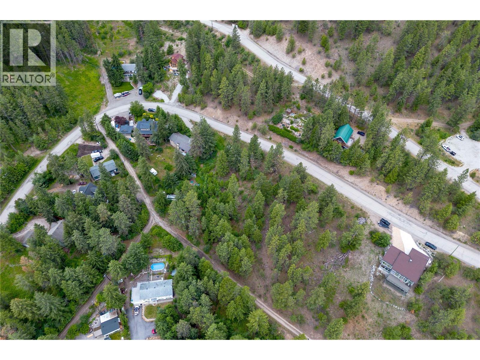 10745 Westshore Road, Vernon, British Columbia  V1H 2C2 - Photo 10 - 10392948