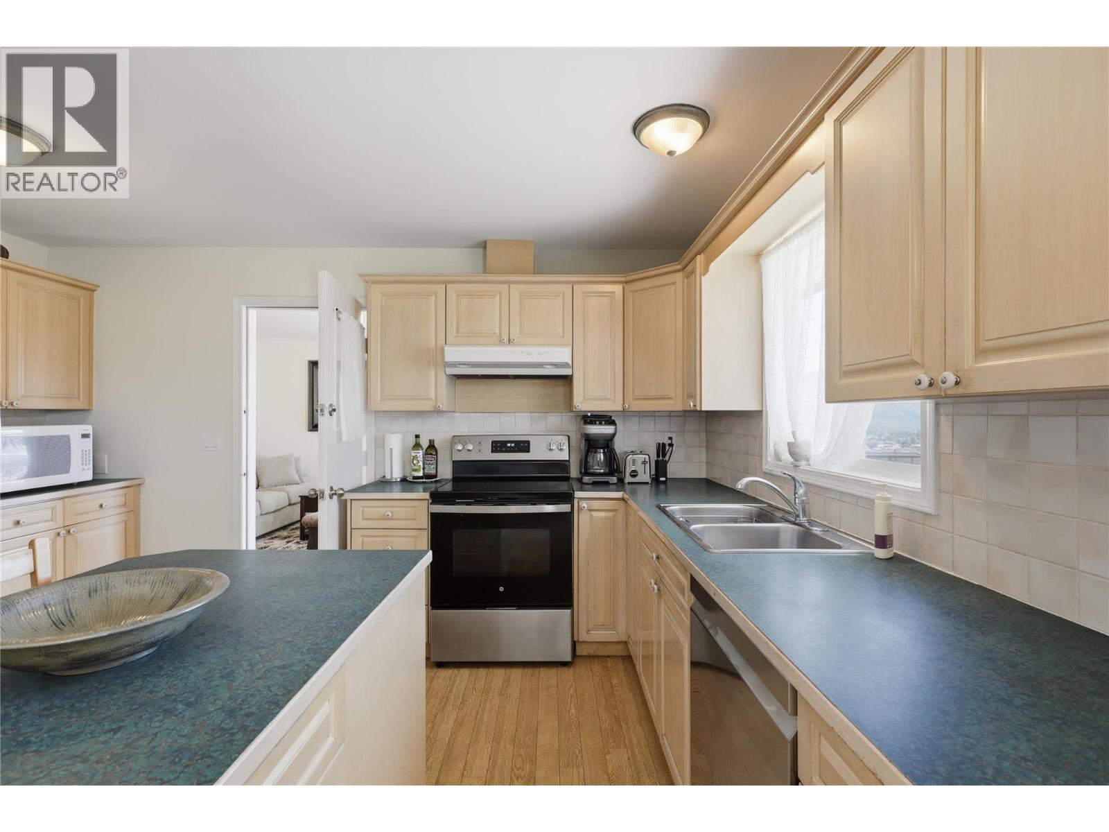 850 Norview Road, Kamloops, British Columbia  V2B 3G9 - Photo 16 - 10393042