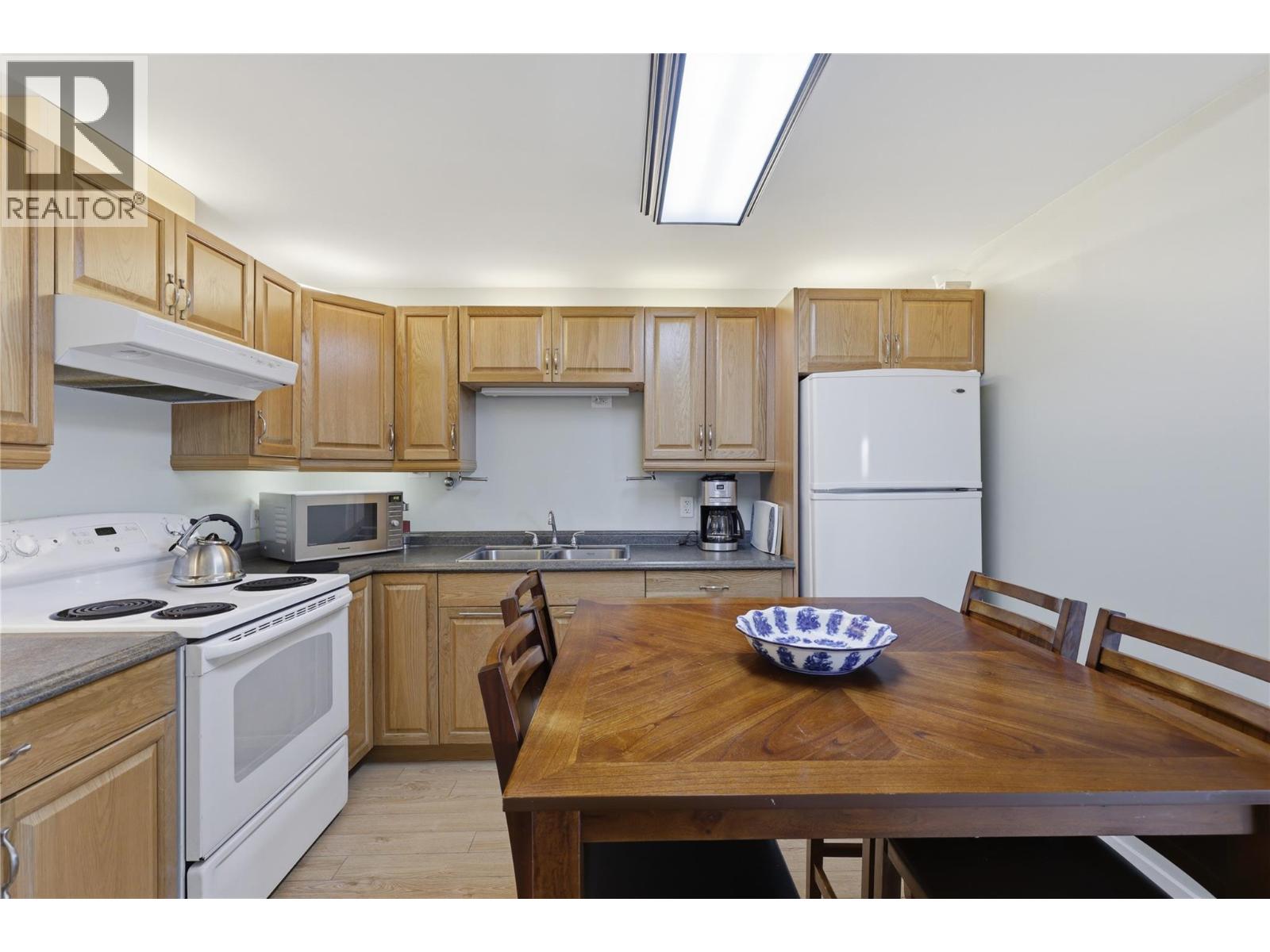 850 Norview Road, Kamloops, British Columbia  V2B 3G9 - Photo 39 - 10393042