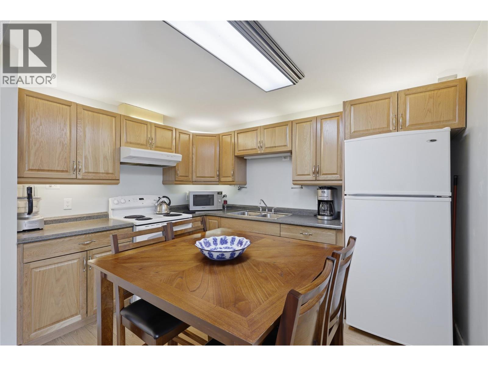 850 Norview Road, Kamloops, British Columbia  V2B 3G9 - Photo 40 - 10393042