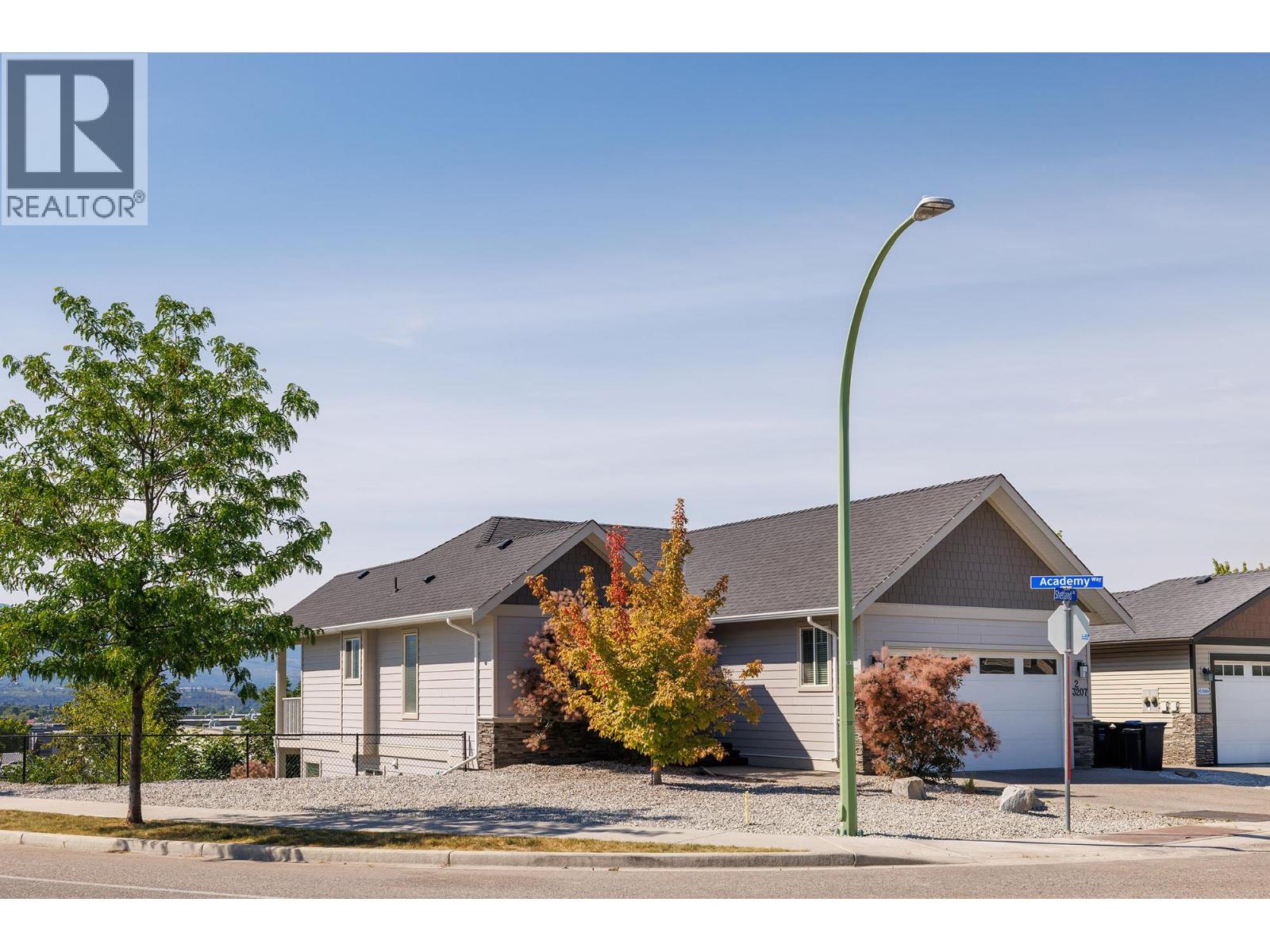 3207 Shetland Road, Kelowna, British Columbia  V1V 3B1 - Photo 35 - 10393027