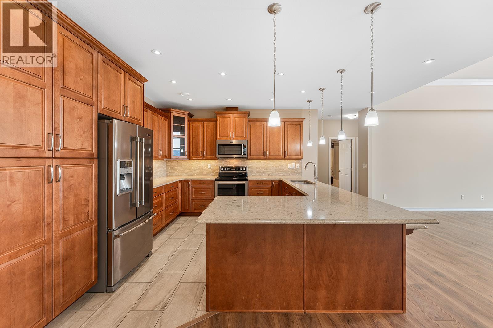 3388 Skaha Lake Road Unit# 1203, Penticton, British Columbia  V2A 6G4 - Photo 6 - 10392752