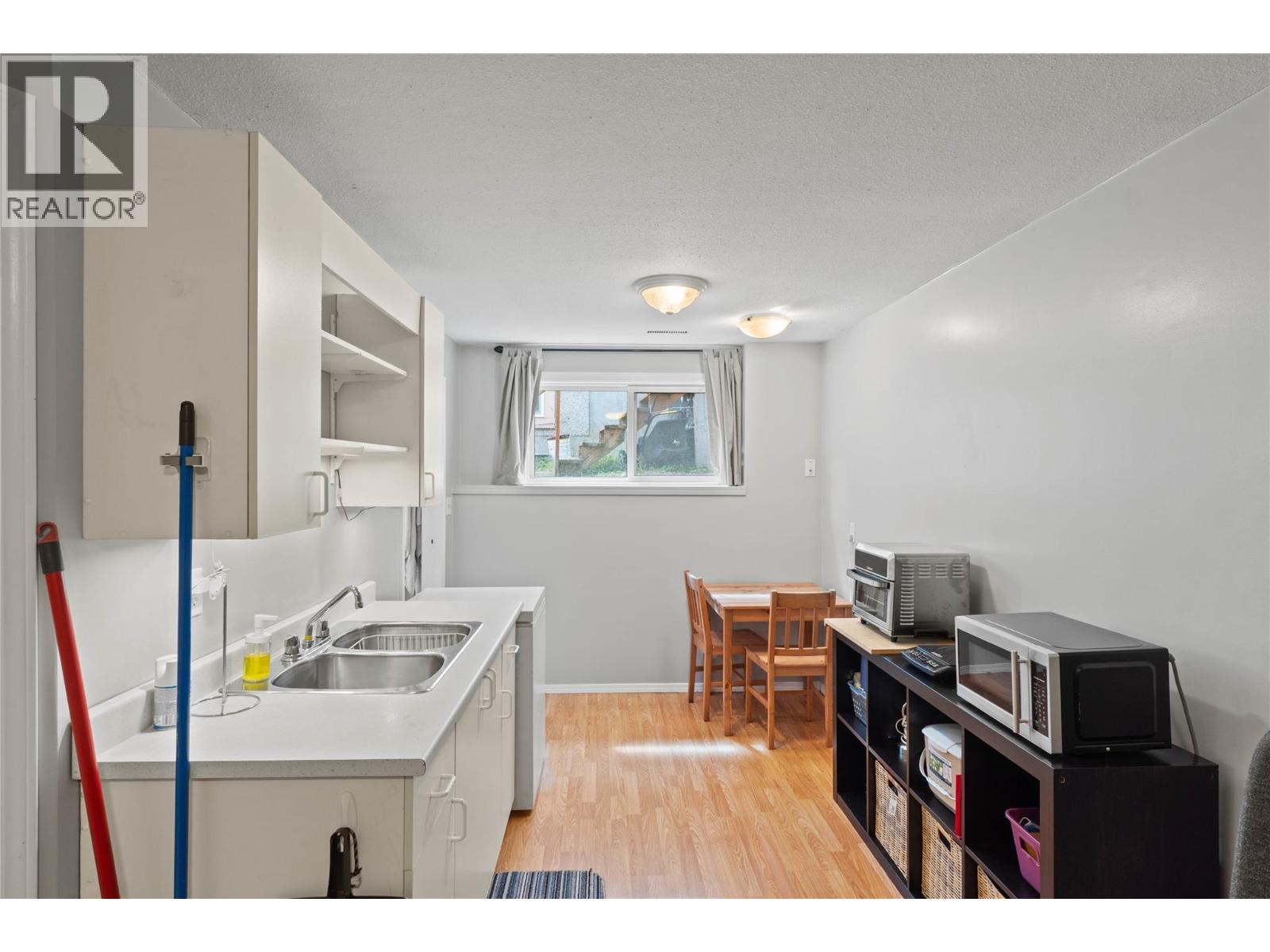 333 Waddington Drive, Kamloops, British Columbia  V2E 1S3 - Photo 14 - 10393023