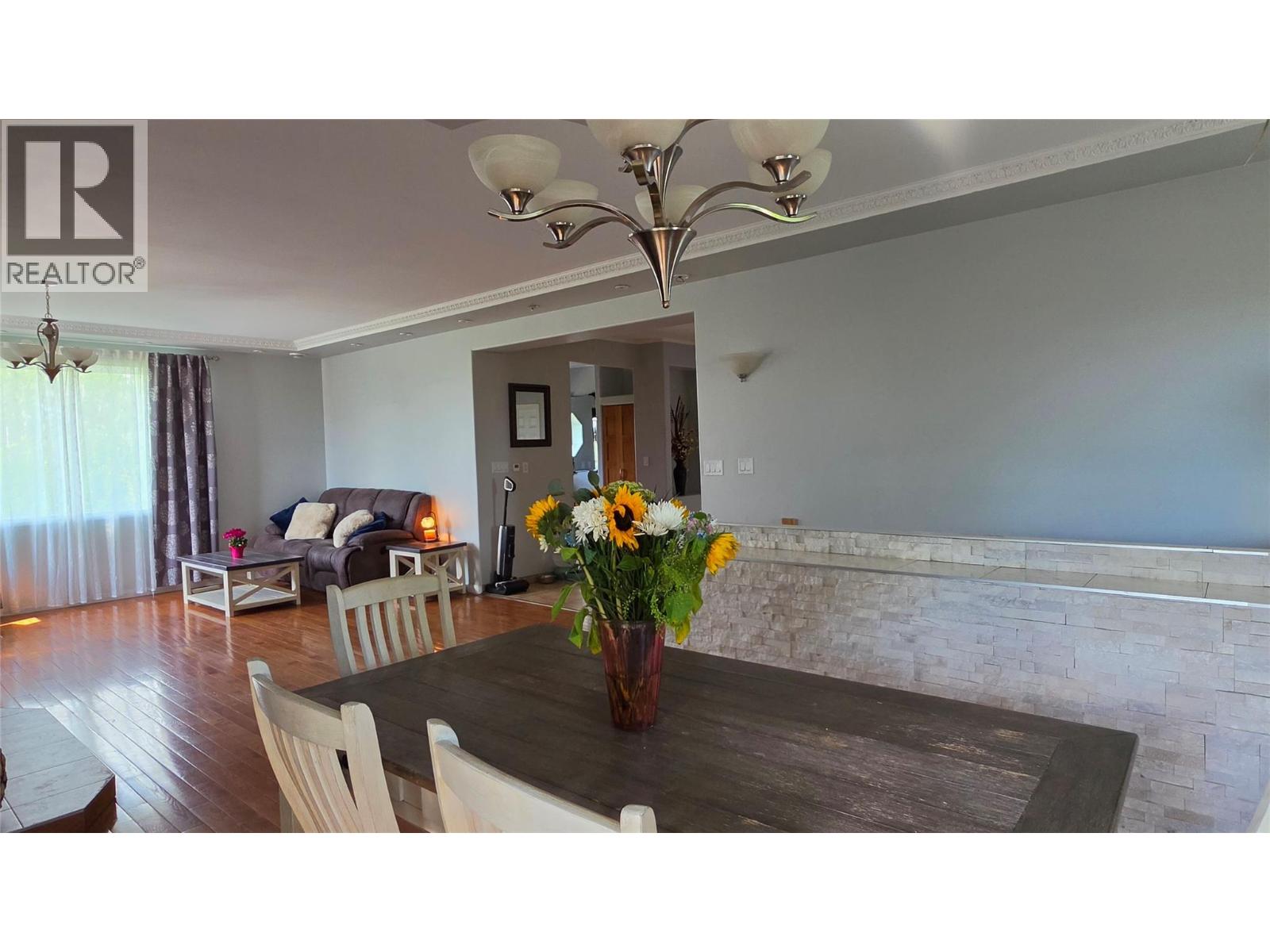 9000 Lyman Drive, Dawson Creek, British Columbia  V1G 3M9 - Photo 4 - 10393060