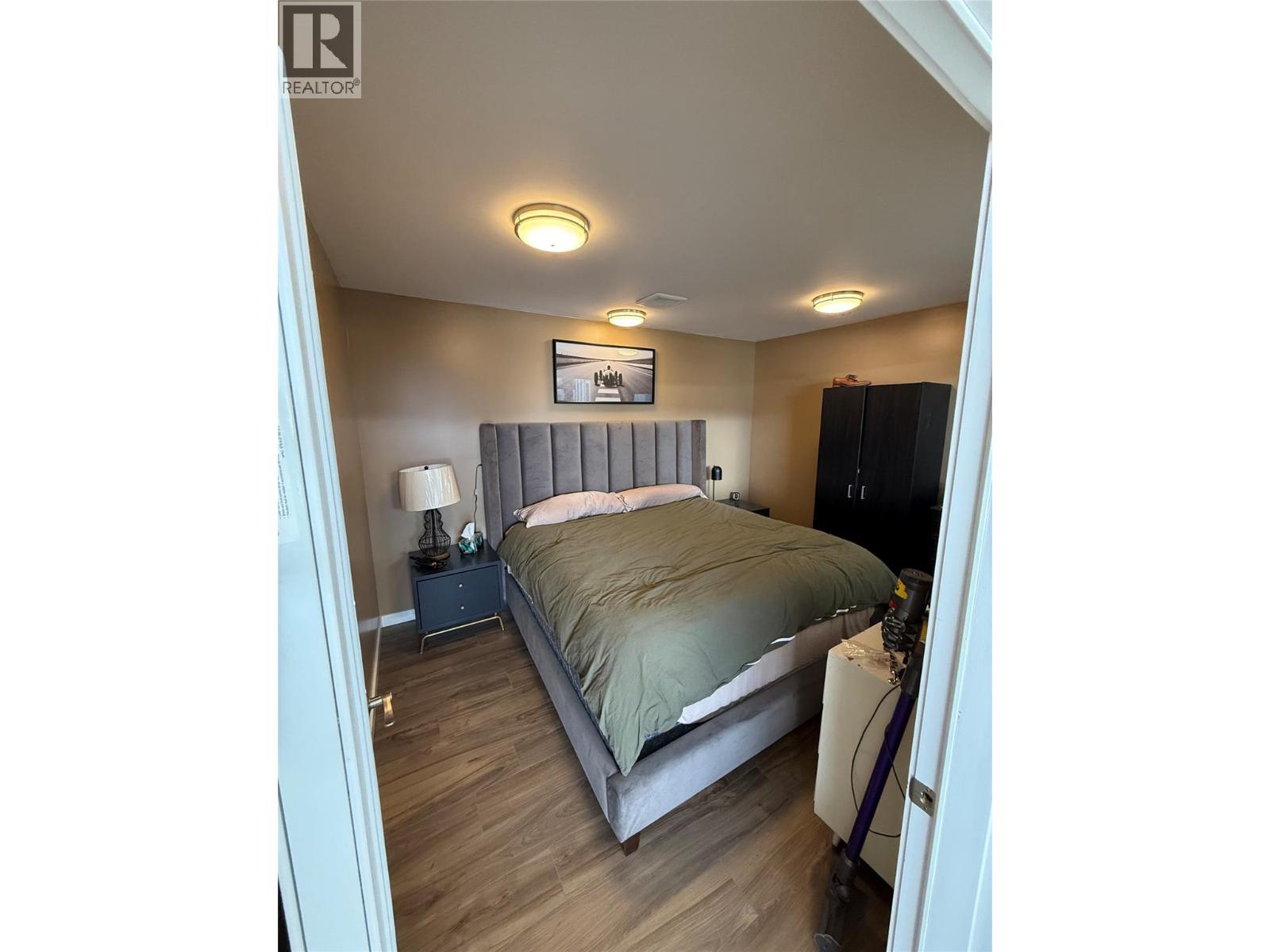 3156 Airport Road, Penticton, British Columbia  V2A 8X1 - Photo 12 - 10392242