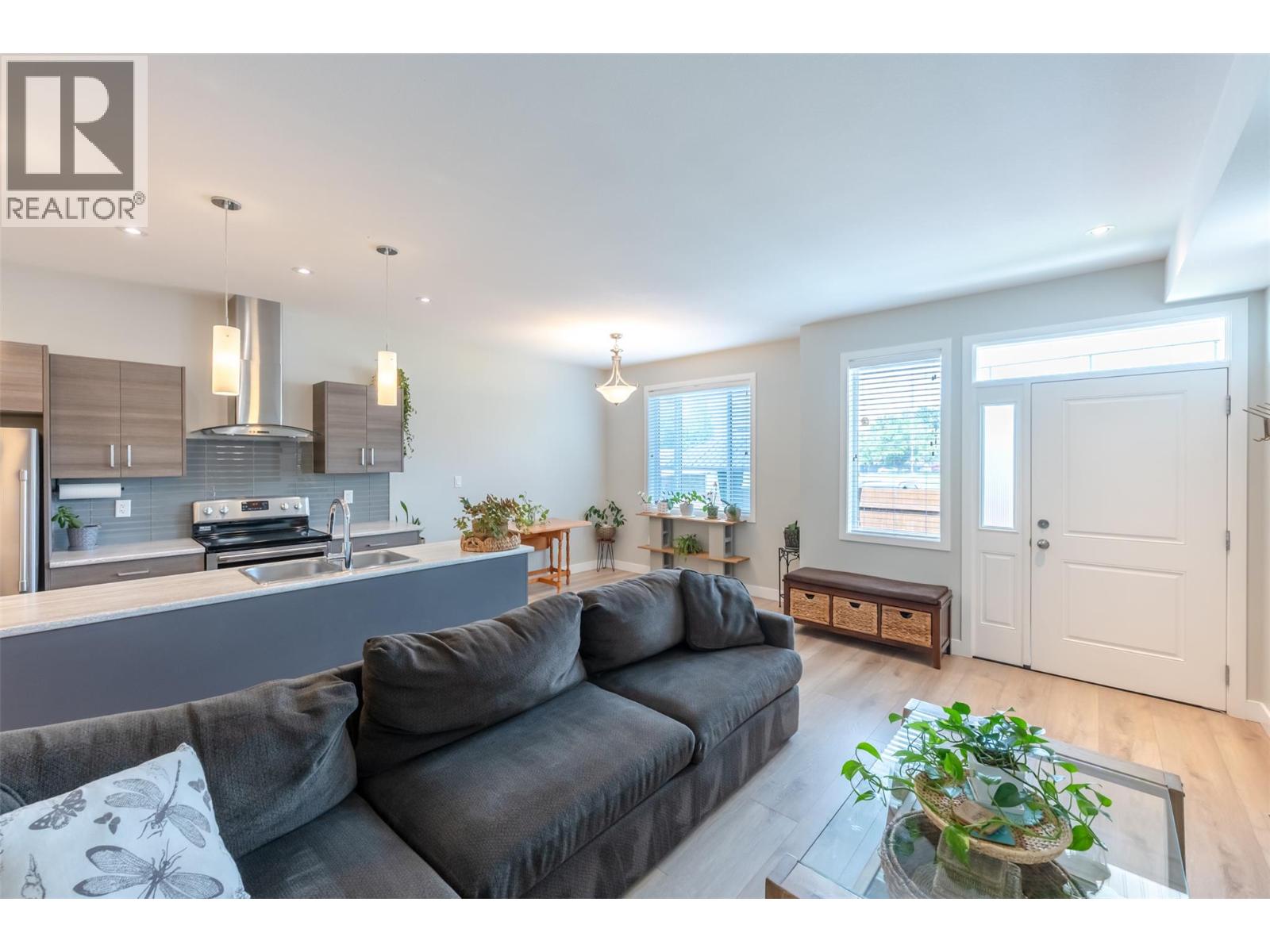 457 Nelson Avenue Unit# 102, Penticton, British Columbia  V2A 2L3 - Photo 5 - 10392853