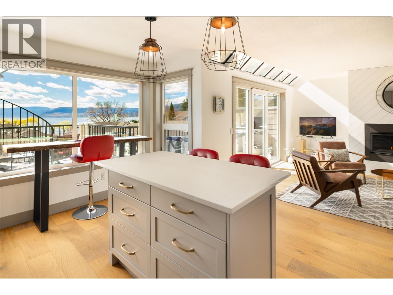 4004 Bluebird Road Unit# 305, Kelowna, British Columbia  V1W 1X6 - Photo 7 - 10393085