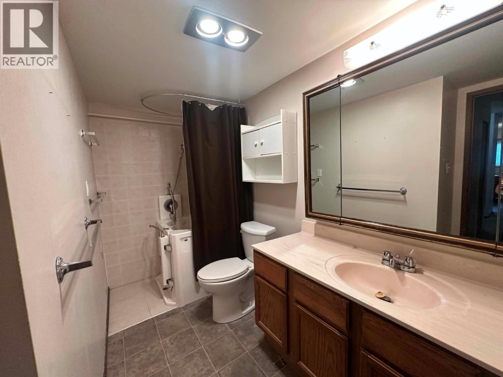 620 Second Street Unit# 105, Nelson, British Columbia  V1L 2L8 - Photo 11 - 10392464