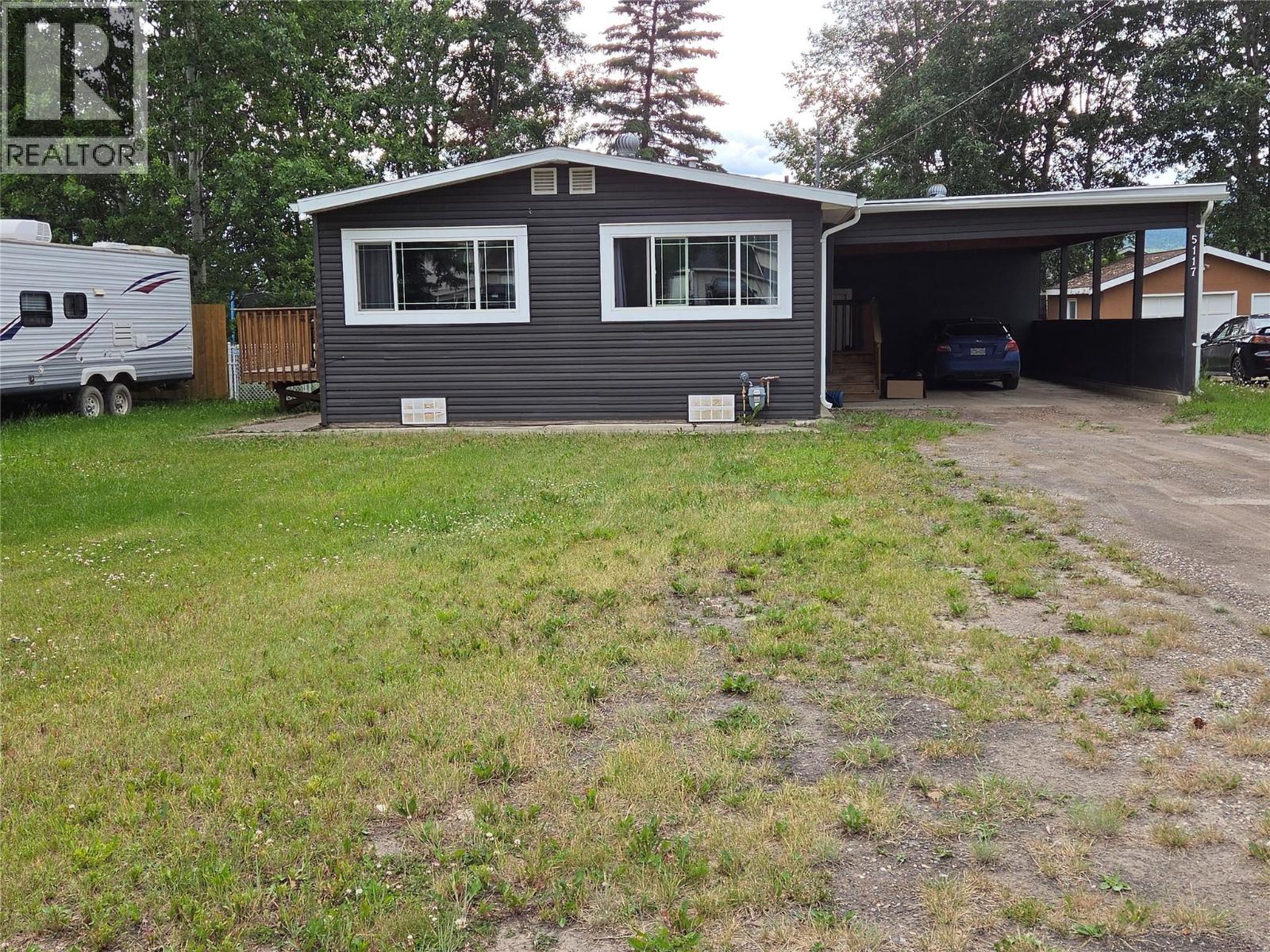 5117 43 Street Ne, Chetwynd, British Columbia  V0C 1J0 - Photo 1 - 10393102