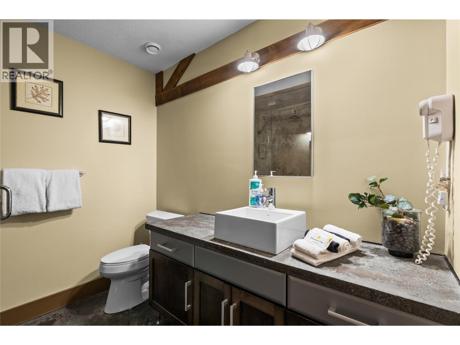 5085 Snowbird Way Unit# 103, Big White, British Columbia  V1P 1T4 - Photo 23 - 10393037
