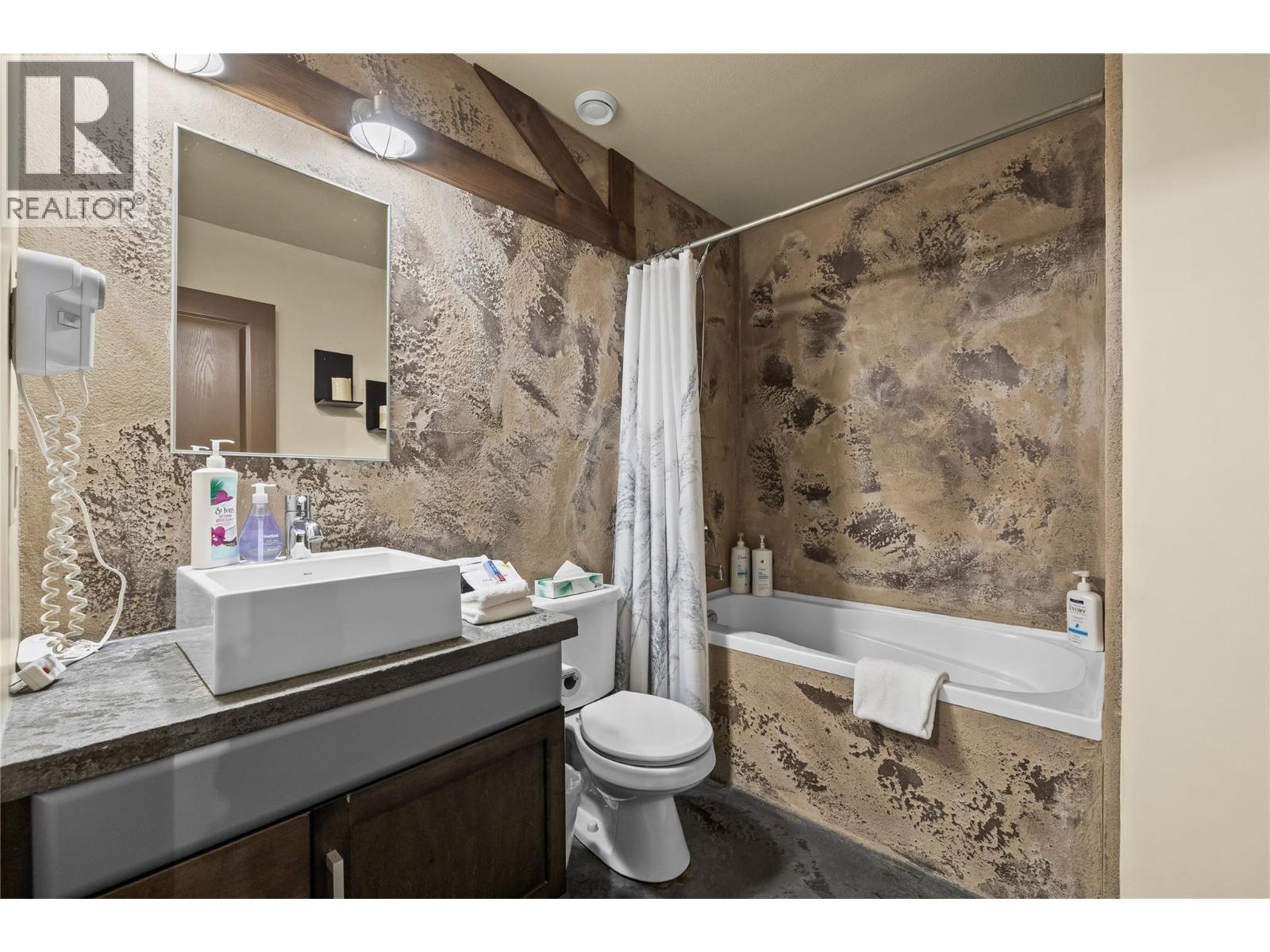 5085 Snowbird Way Unit# 103, Big White, British Columbia  V1P 1T4 - Photo 28 - 10393037