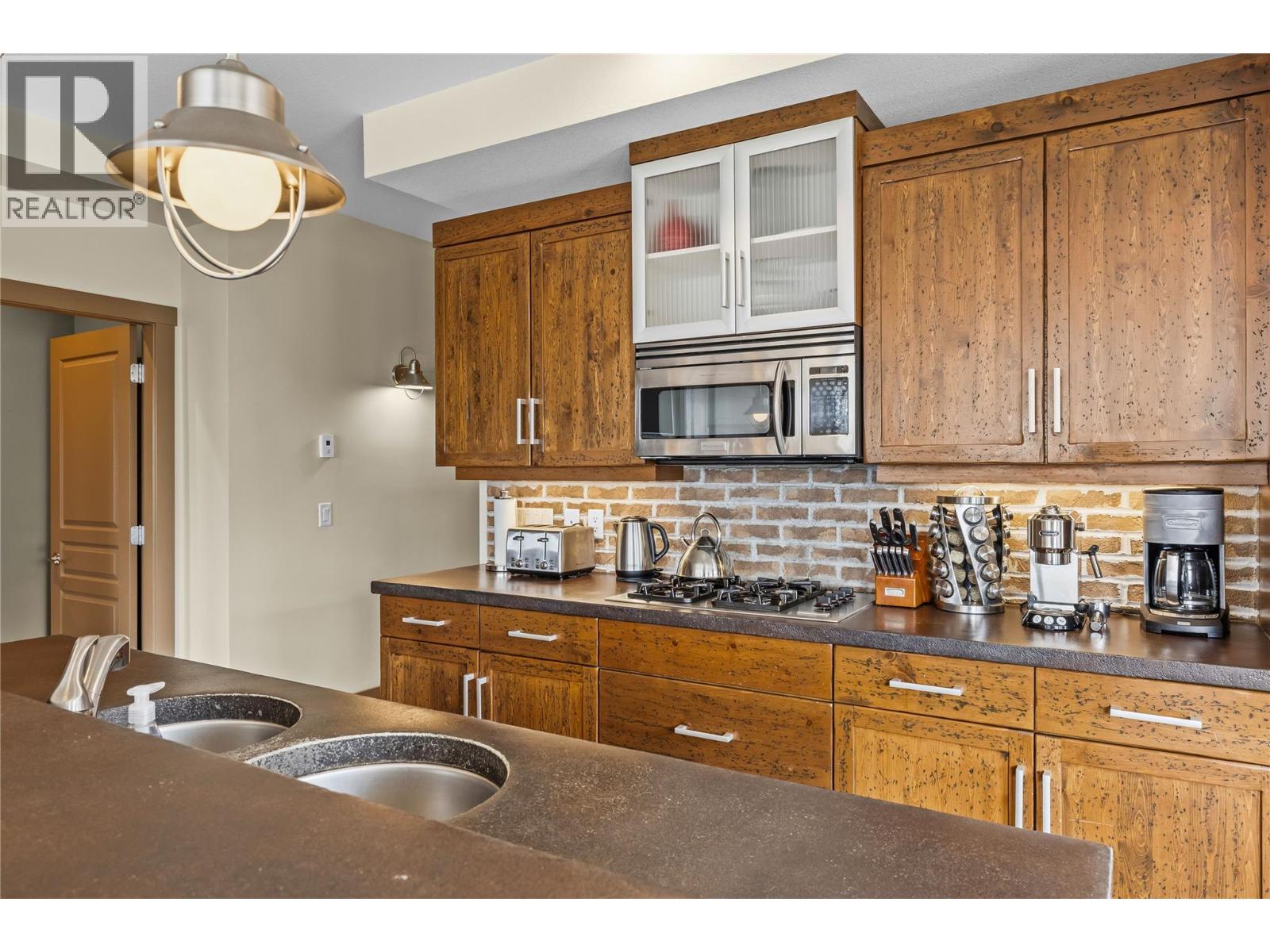 5085 Snowbird Way Unit# 103, Big White, British Columbia  V1P 1T4 - Photo 8 - 10393037