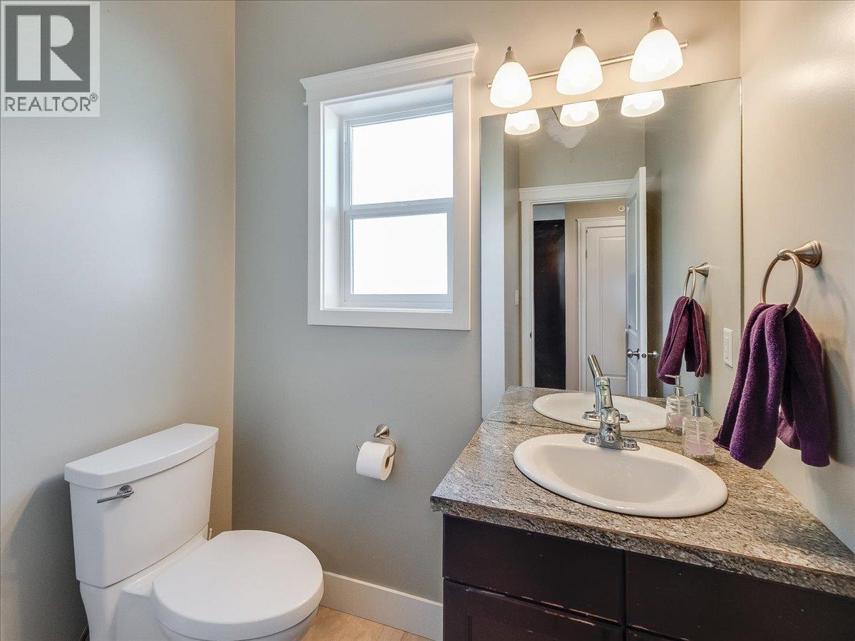 625 11th Avenue Unit# 6, Castlegar, British Columbia  V1N 1J7 - Photo 8 - 10393083