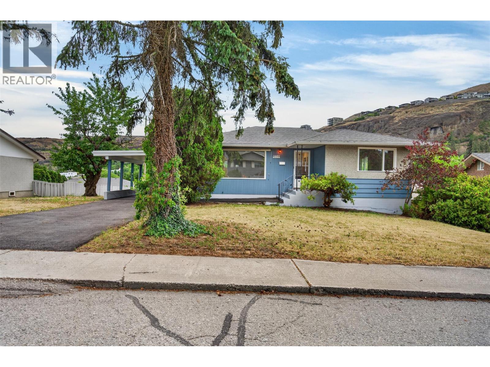 3802 36 Street, Vernon, British Columbia  V1T 6E5 - Photo 1 - 10393013