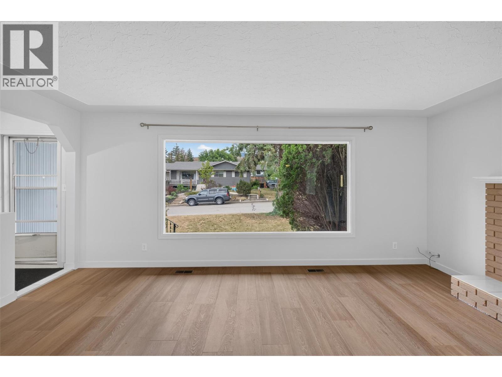 3802 36 Street, Vernon, British Columbia  V1T 6E5 - Photo 10 - 10393013