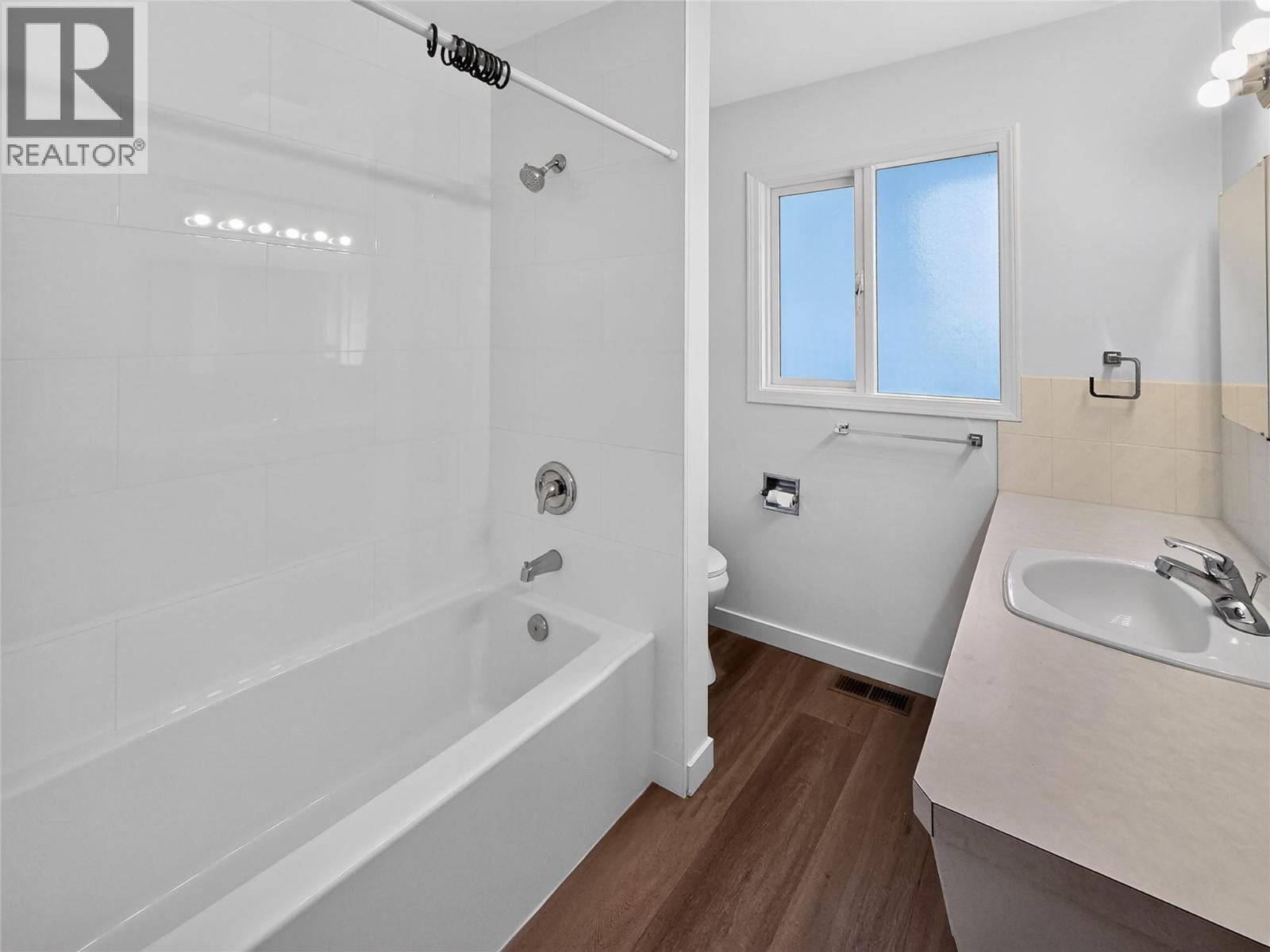 3802 36 Street, Vernon, British Columbia  V1T 6E5 - Photo 27 - 10393013