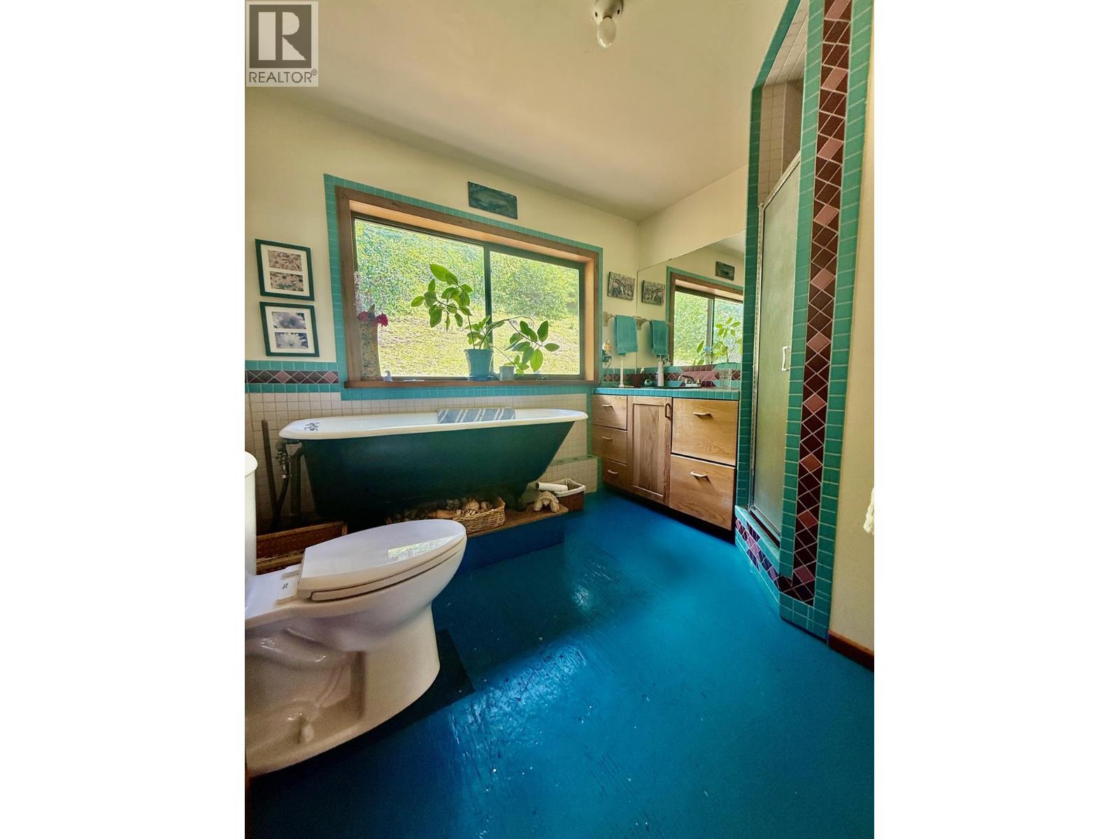 7150/7154 Graham Rd Road, Winlaw, British Columbia  V0G 2J0 - Photo 23 - 10392999