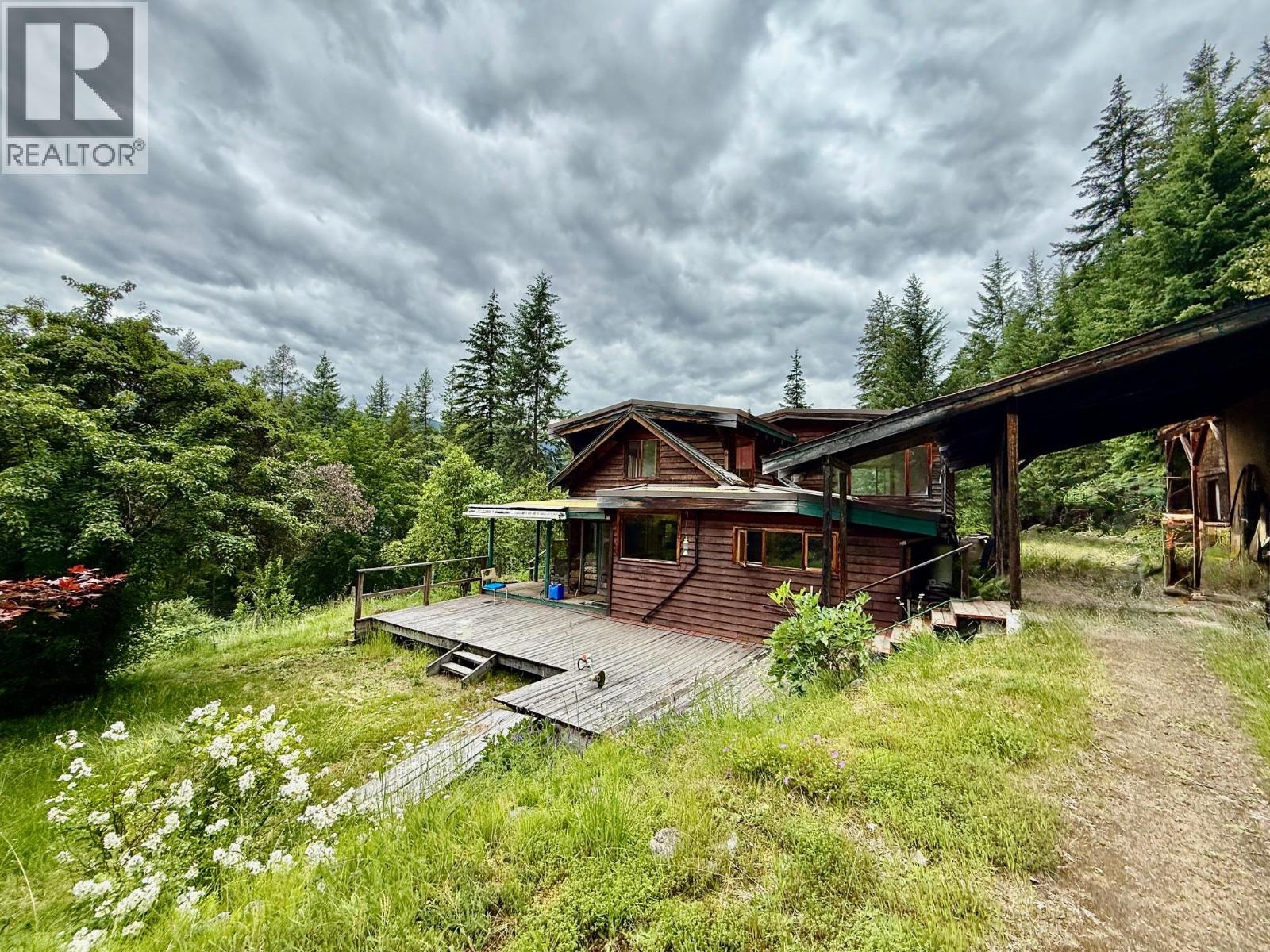 7150/7154 Graham Rd Road, Winlaw, British Columbia  V0G 2J0 - Photo 30 - 10392999