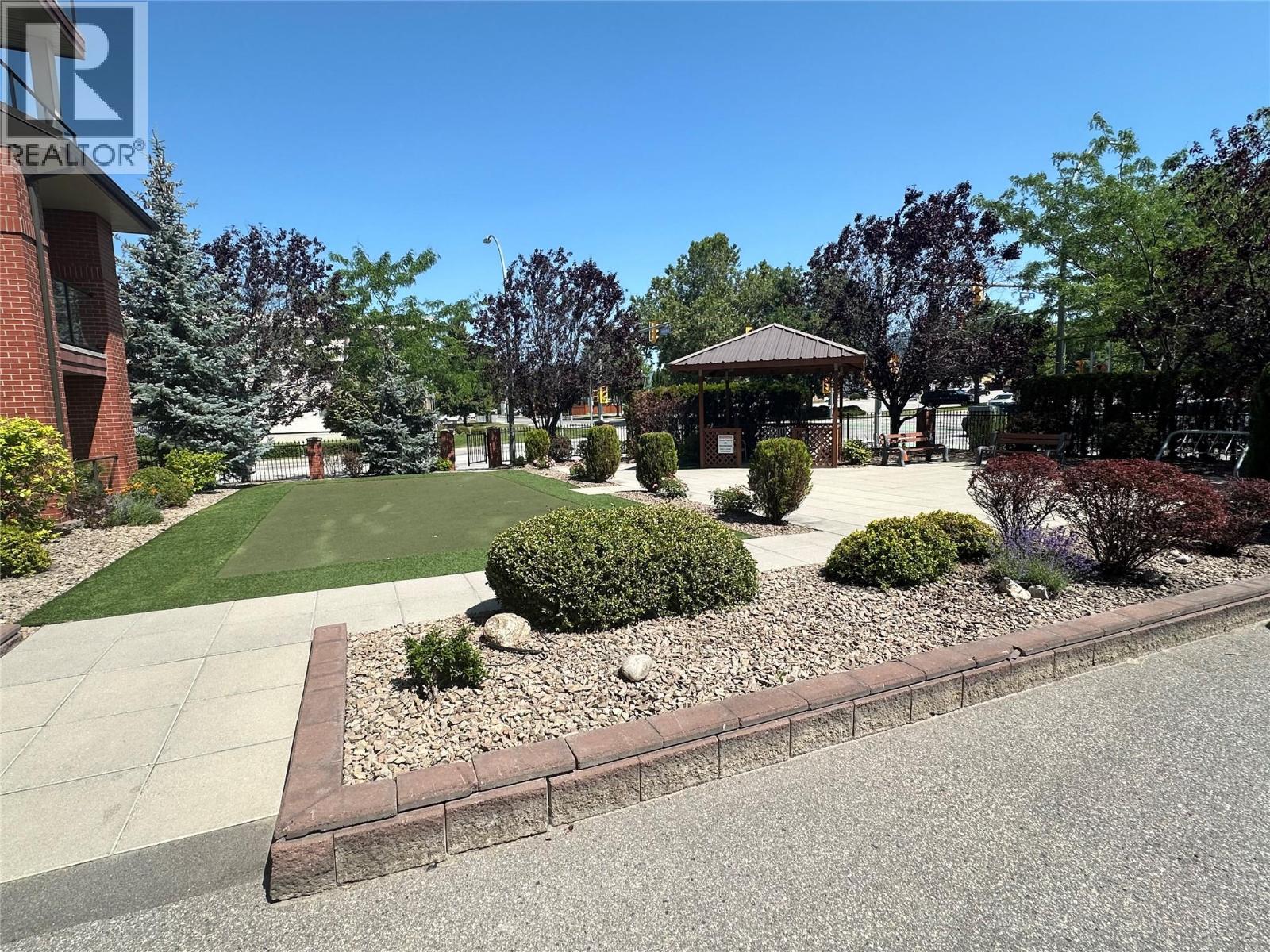 2113 Atkinson Street Unit# 205, Penticton, British Columbia  V2A 8R5 - Photo 2 - 10393161